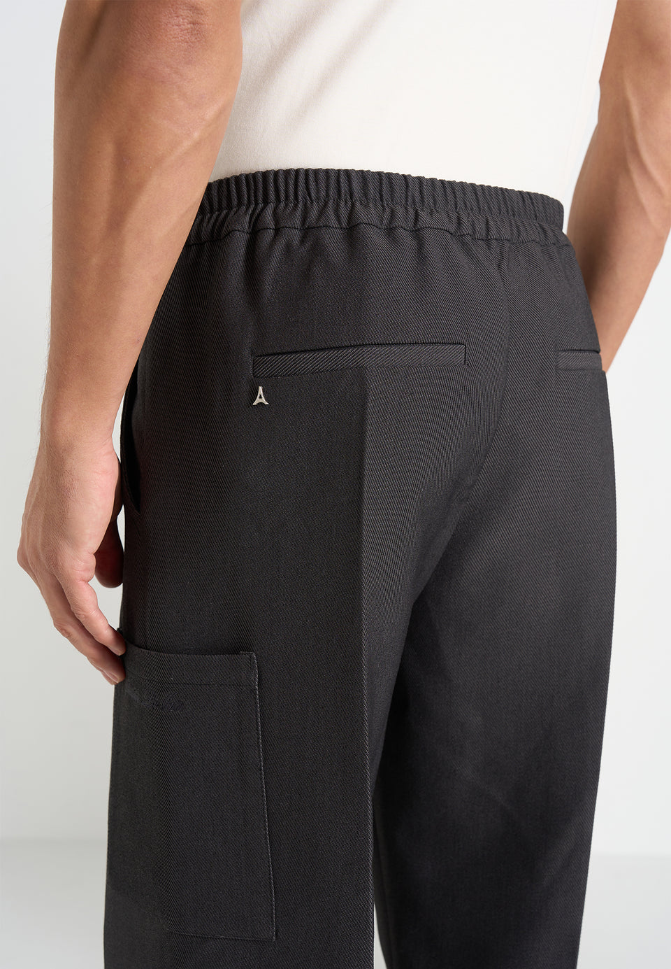Luca - Relaxed Fit Pleated Pocket Trousers - Grey
