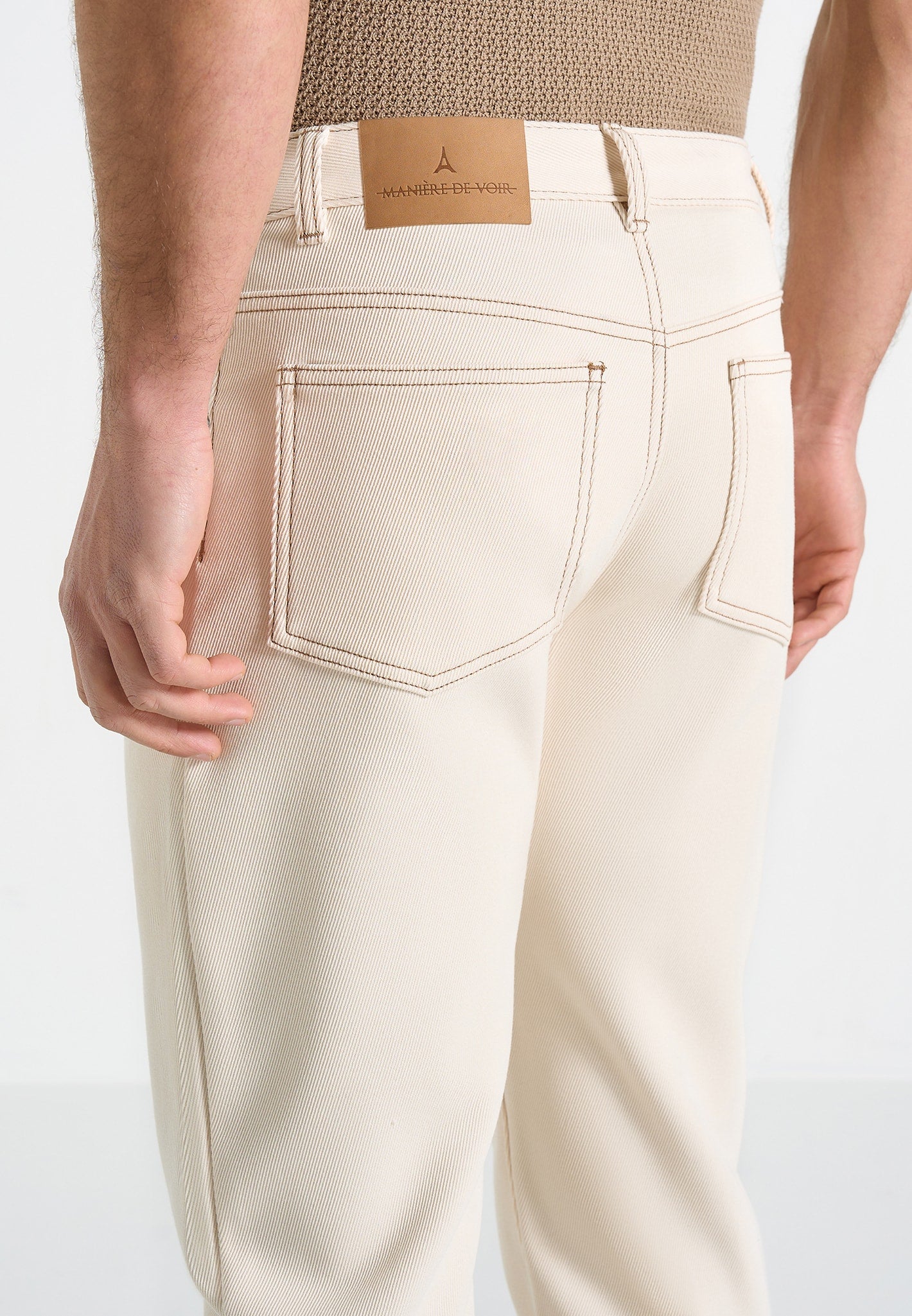 DN001 - Tapered Fit Jeans - Cream