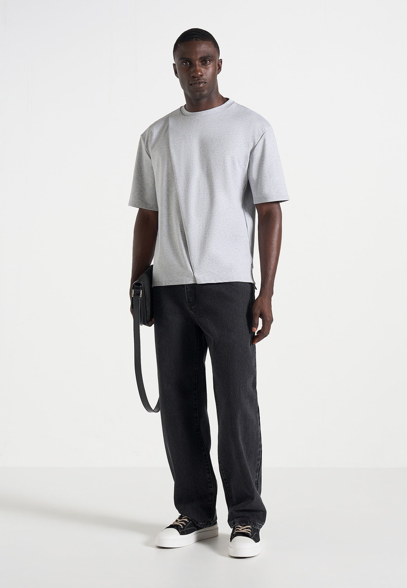 DN002 - Relaxed Fit Jeans - Black 