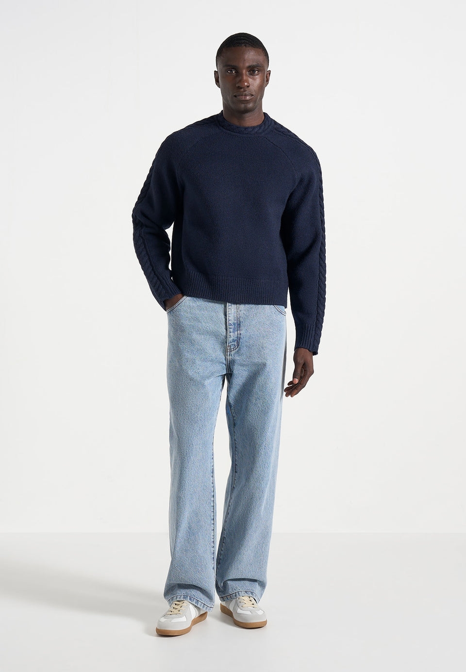 dn002-relaxed-fit-denim-jeans-mid-blue