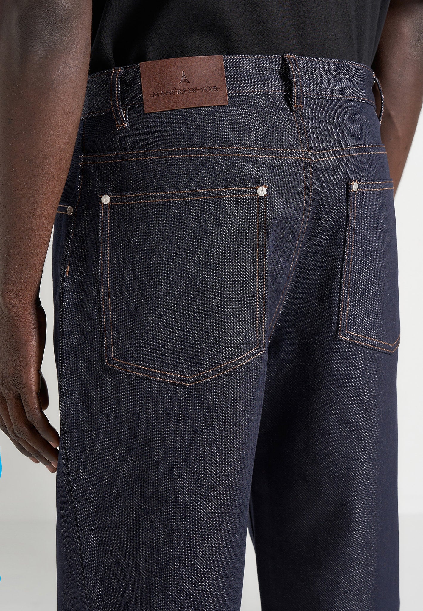 DN002 - Relaxed Fit Jeans - Indigo
