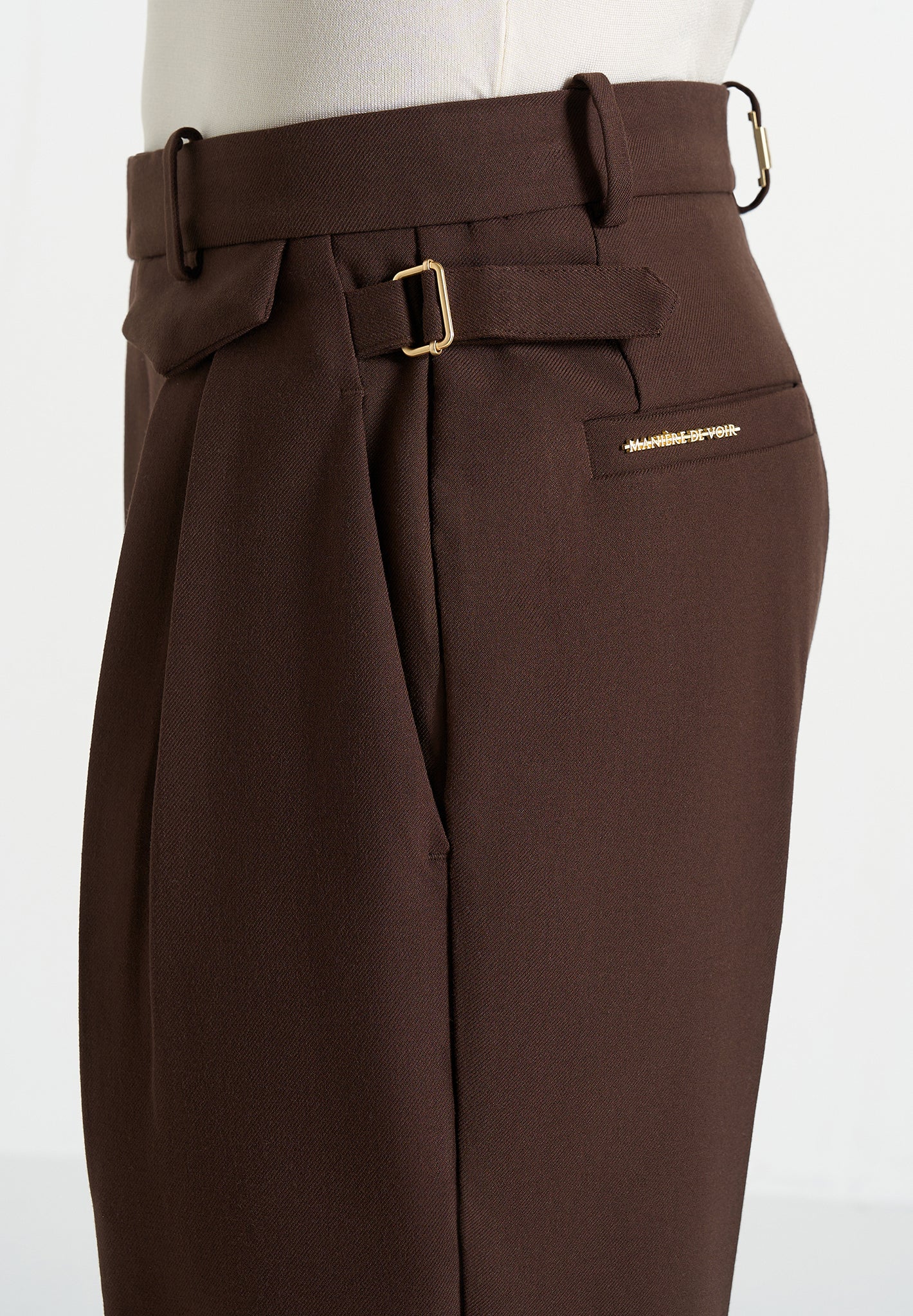 Pierre - Relaxed Fit Pleated Tailored Trousers - Brown