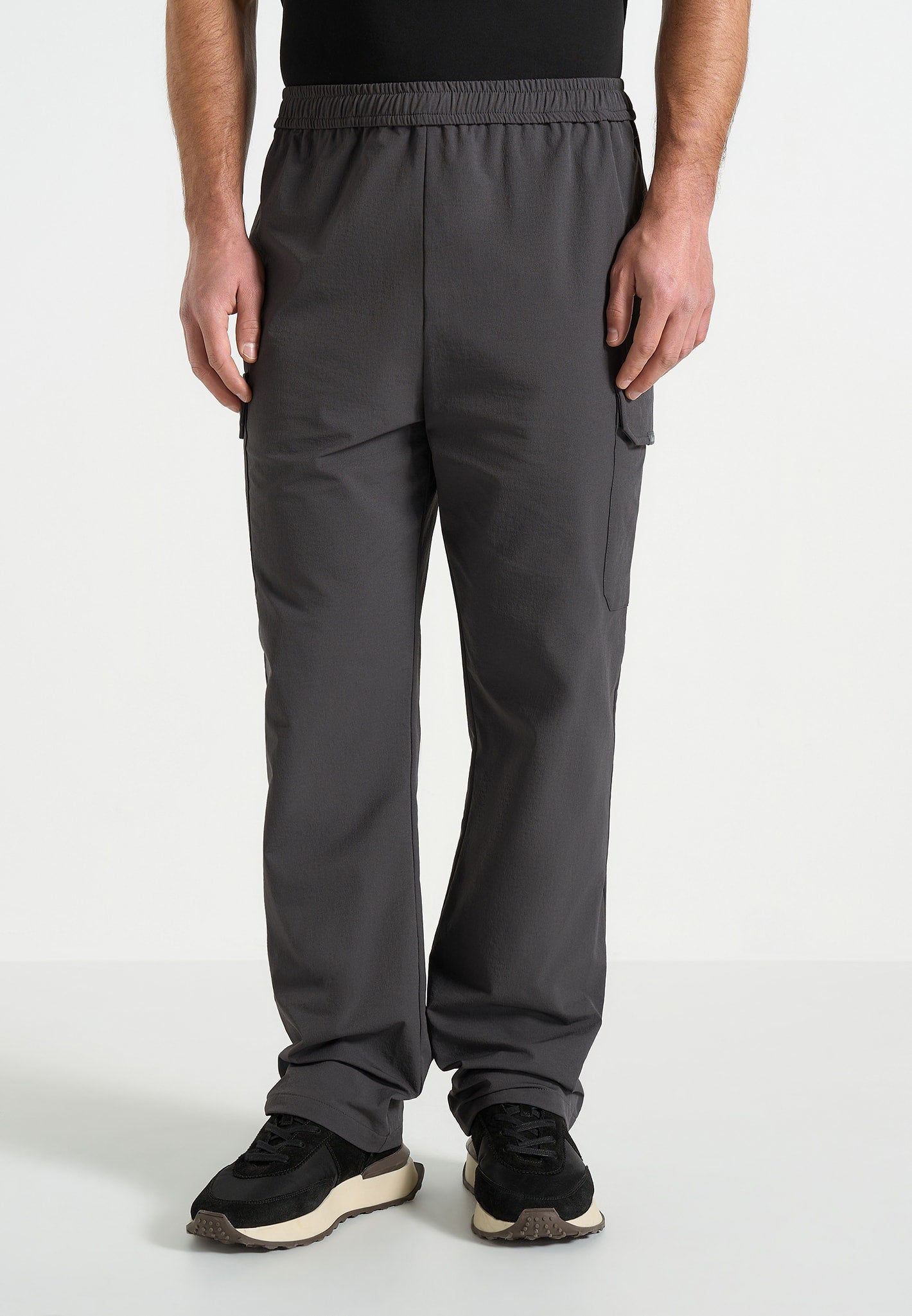 Rayan - Technical Cargo Trousers - Charcoal 