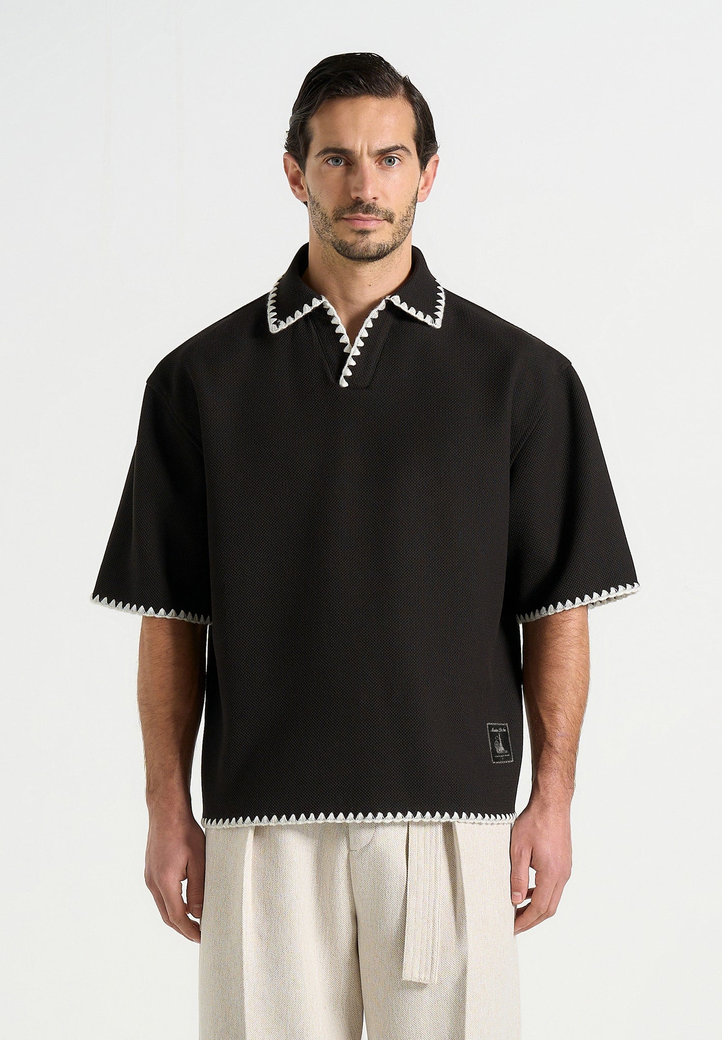 Lenny - Boxy Polo Shirt With Whipstitch Detail - Black 