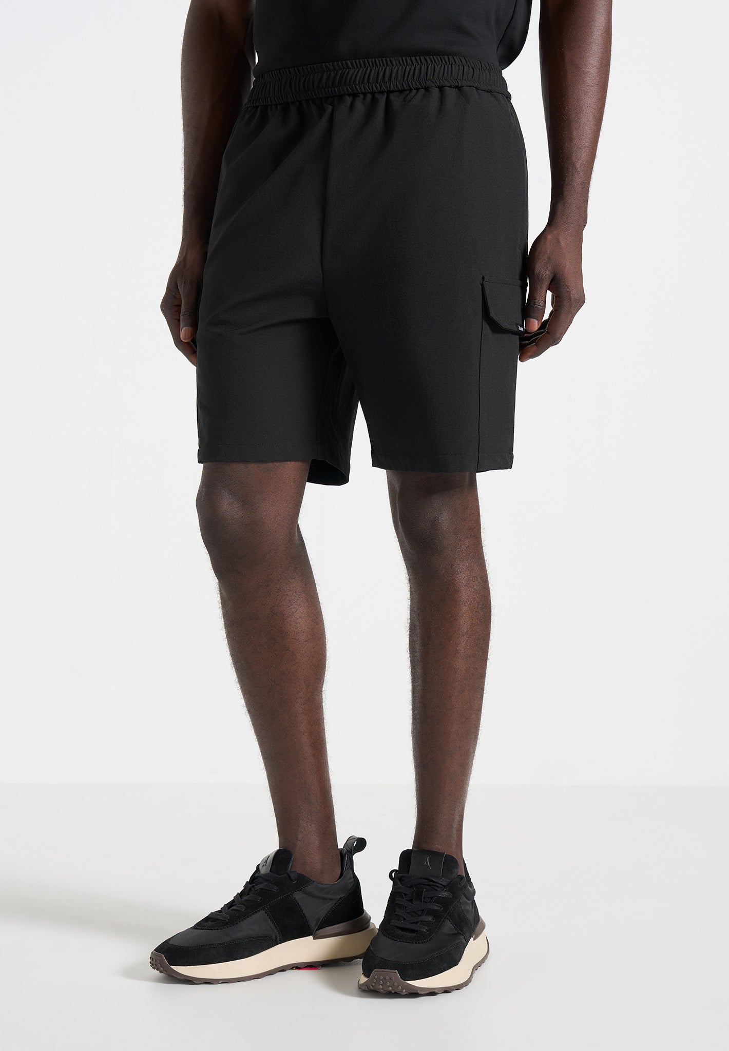 Dimitri - Technnical Cargo Shorts - Black 