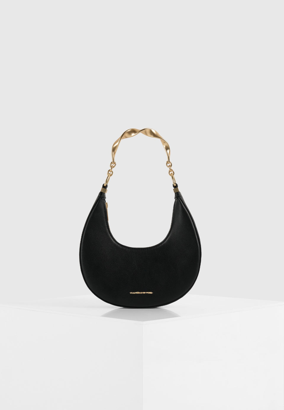 sadie-sculpted-leather-crescent-bag-black