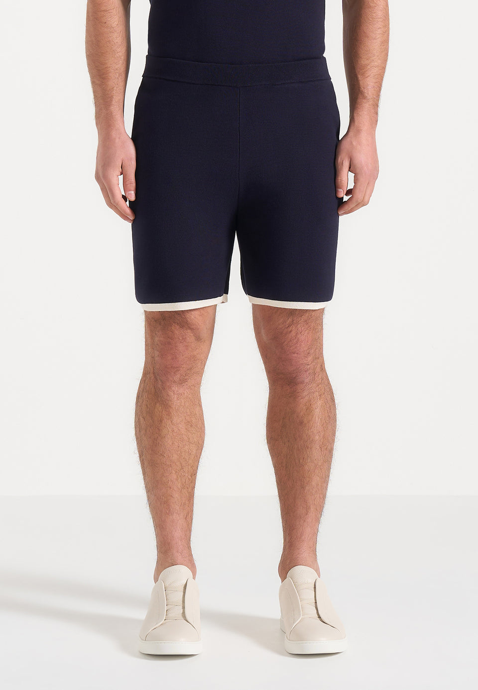 regis-contrast-detail-knit-shorts-navy