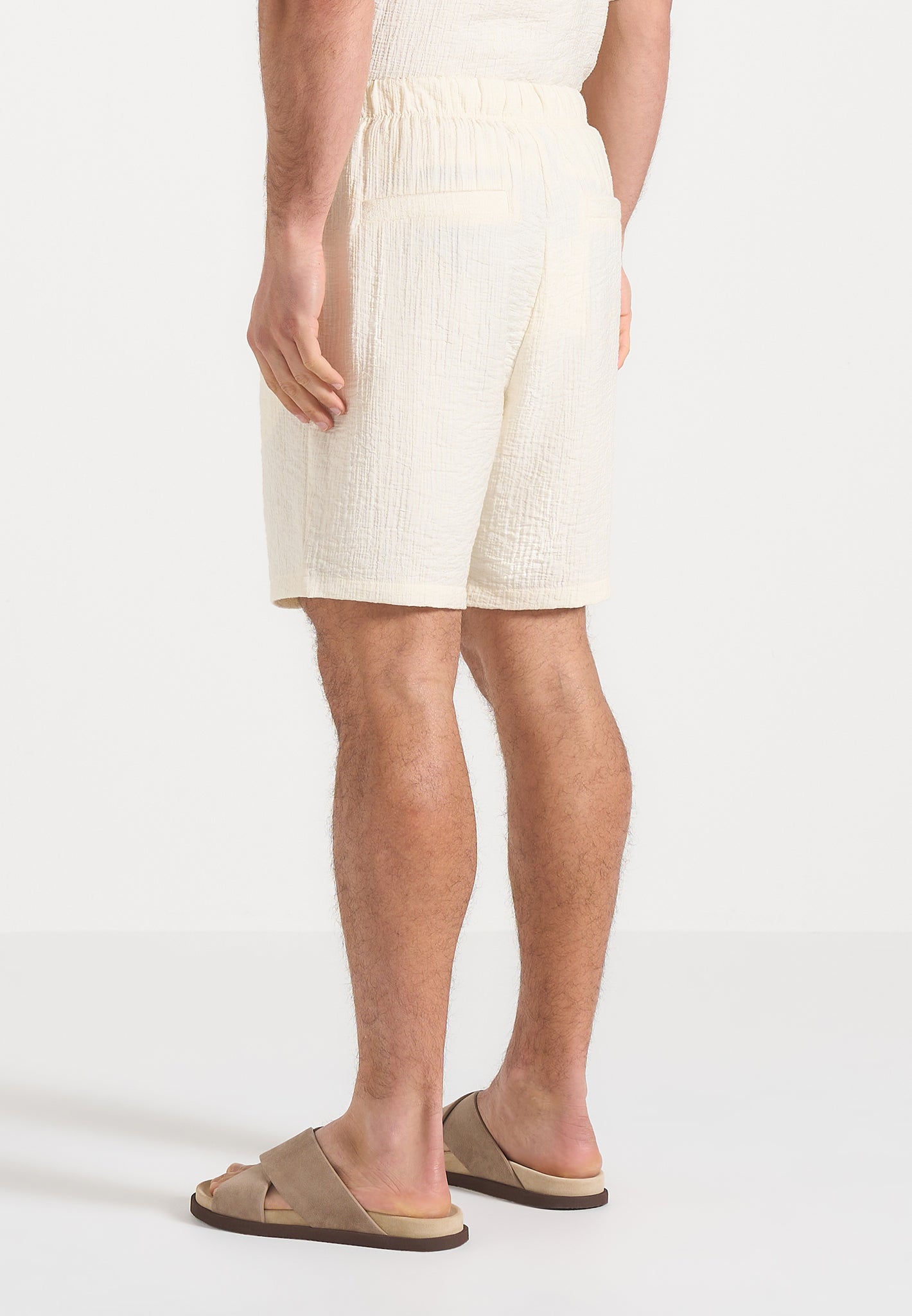 Ari - Unisex Textured Shorts - Cream