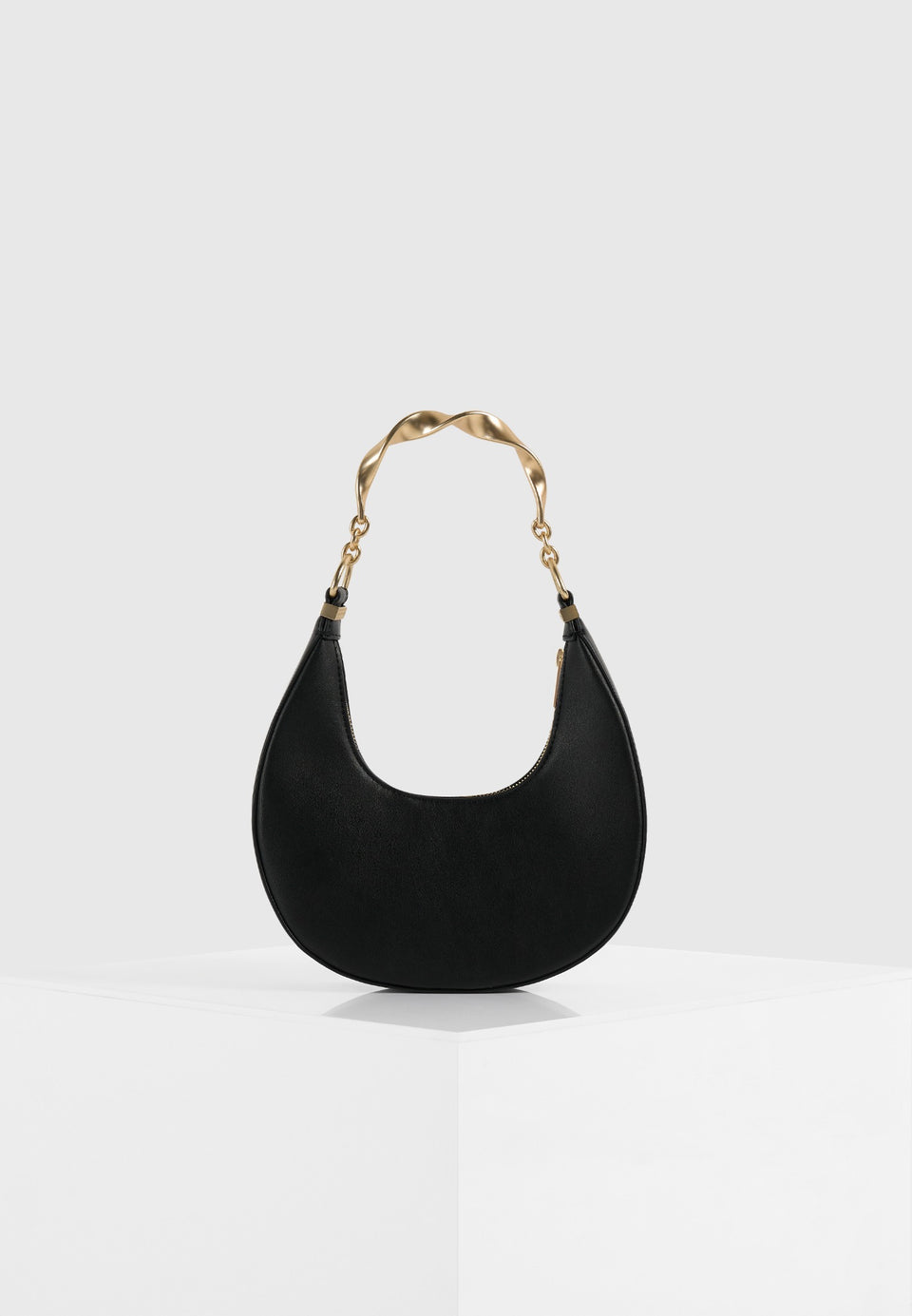 sadie-sculpted-leather-crescent-bag-black
