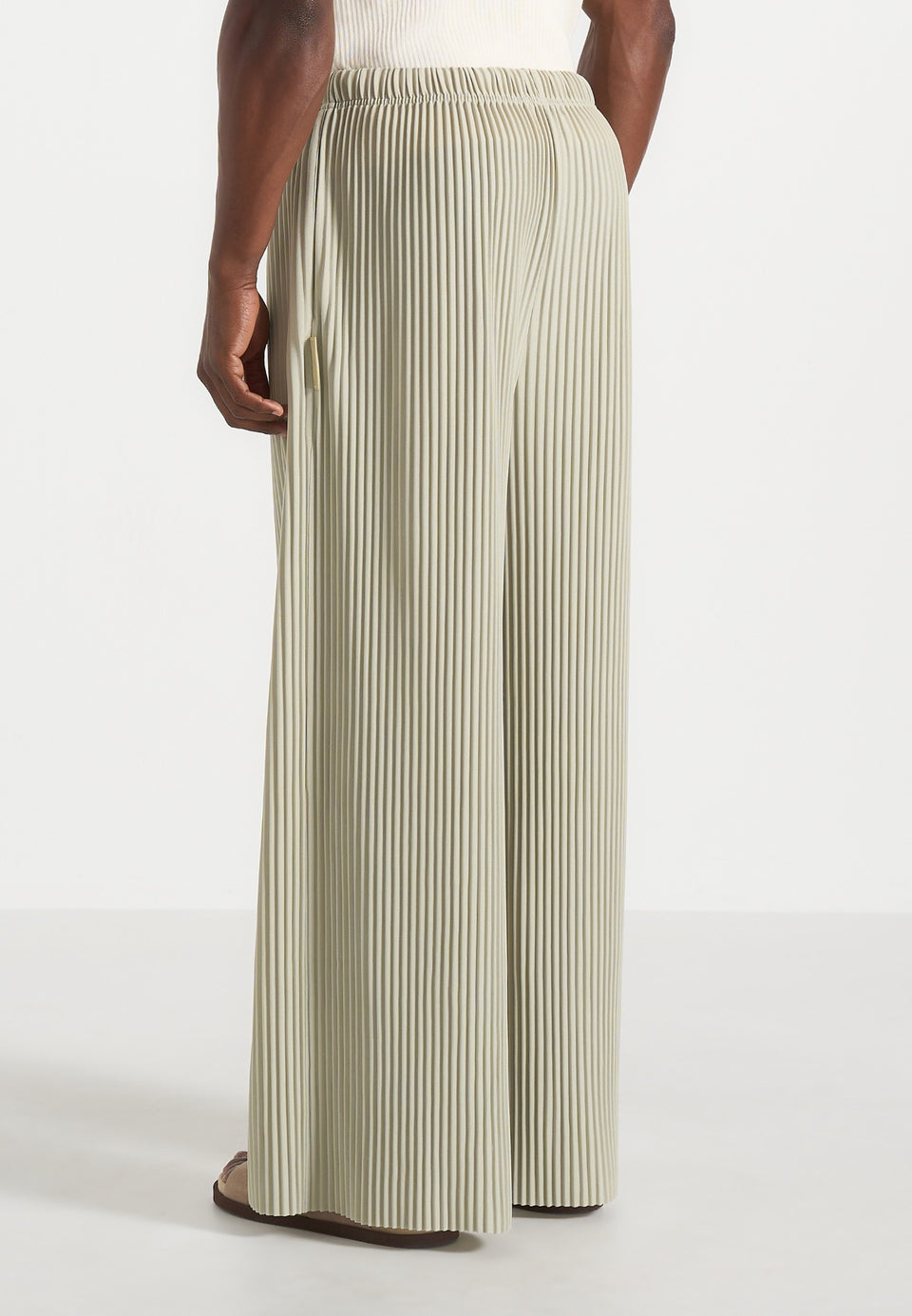 jonas-pleated-wide-leg-trousers-sage