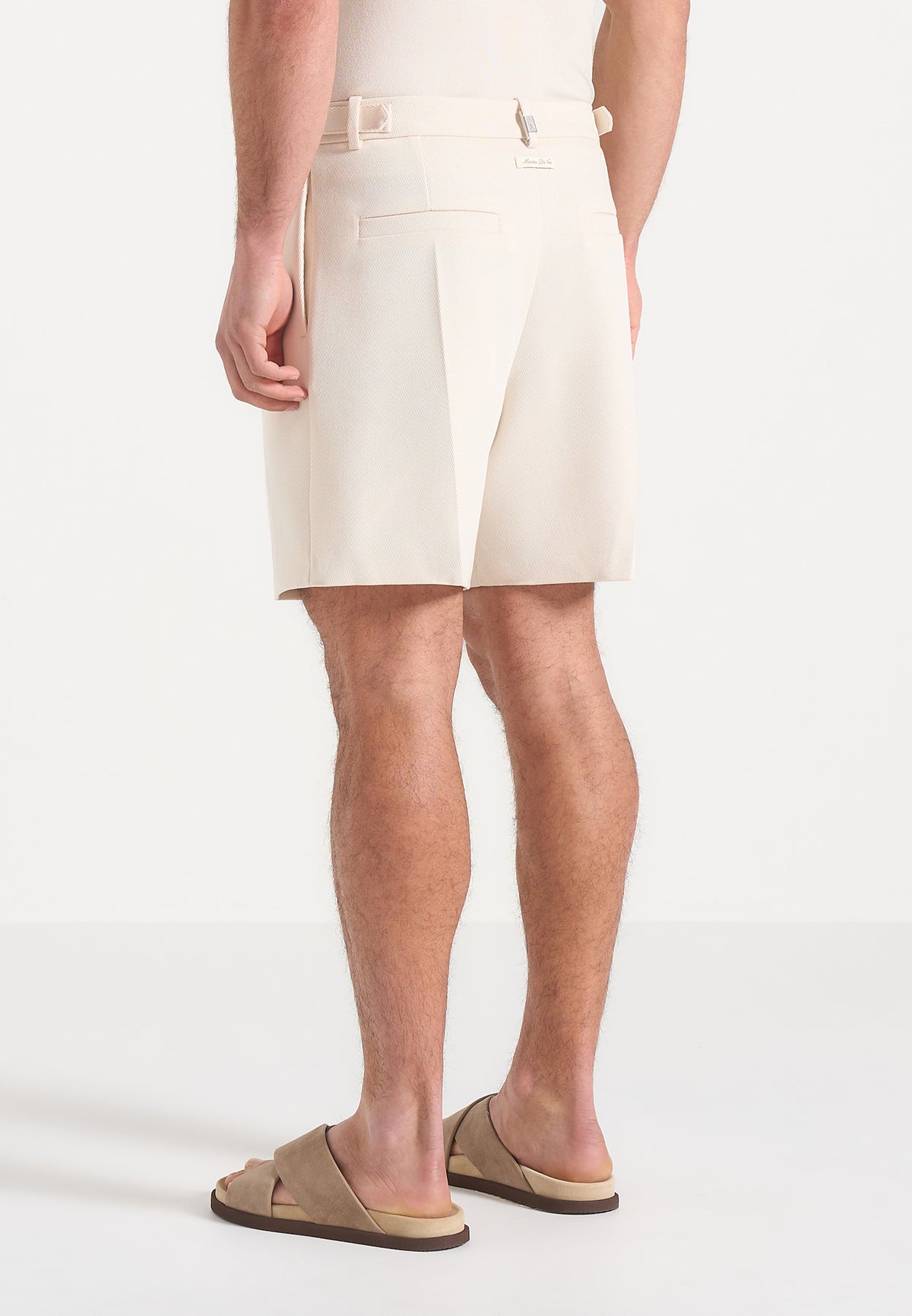 marin-tailored-pleated-shorts-cream