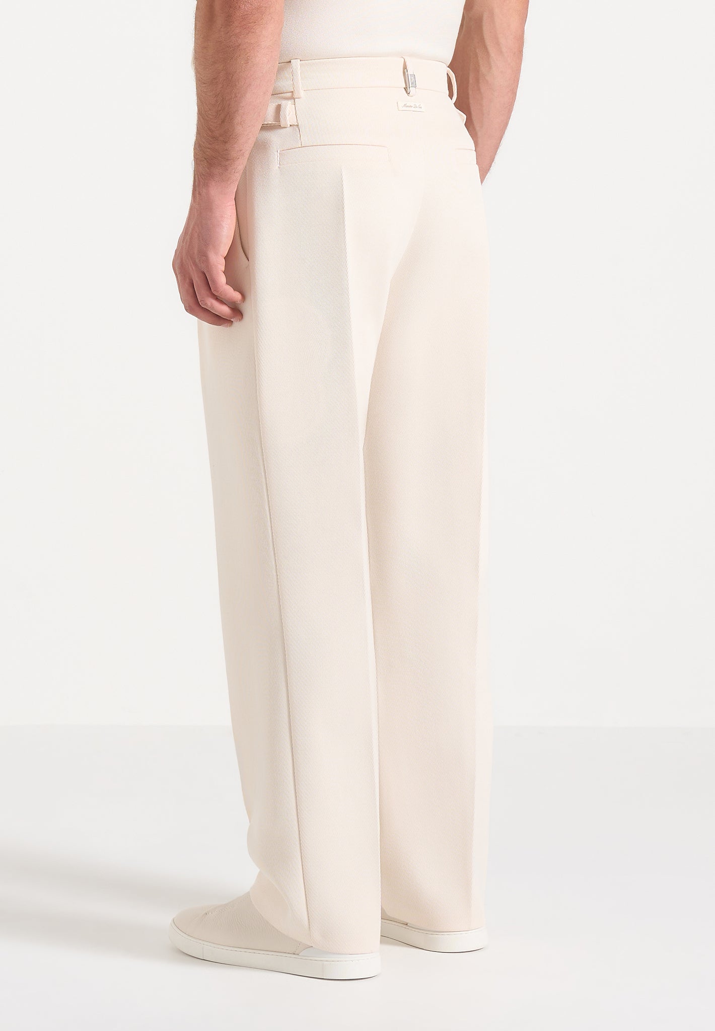 Dorian - Pleated Tailored Trousers - Cream