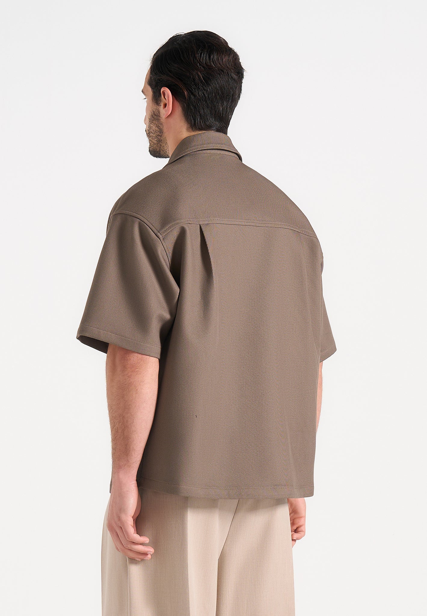 brook-unisex-signature-twill-boxy-shirt-olive