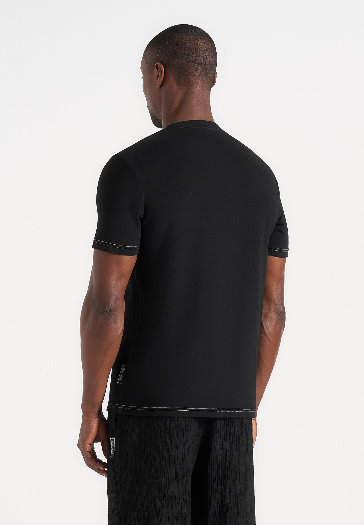 joris-whipstitch-pocket-detail-t-shirt-black