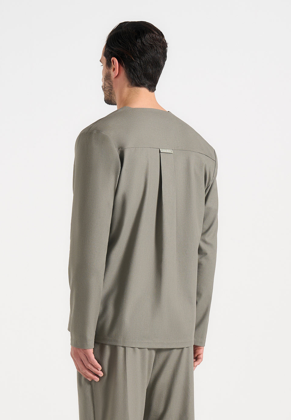 axel-minimal-kimono-shirt-khaki