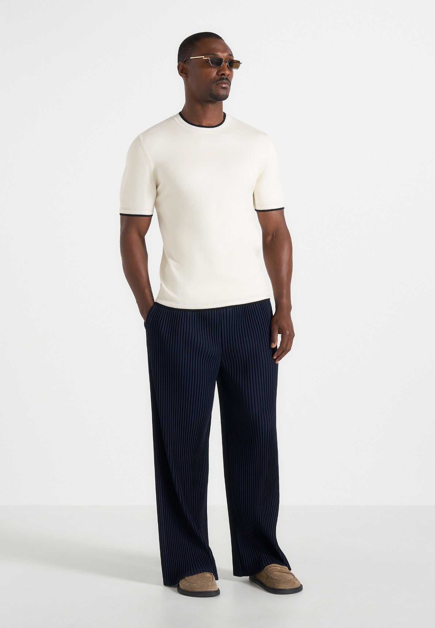 jonas-pleated-wide-leg-trousers-navy