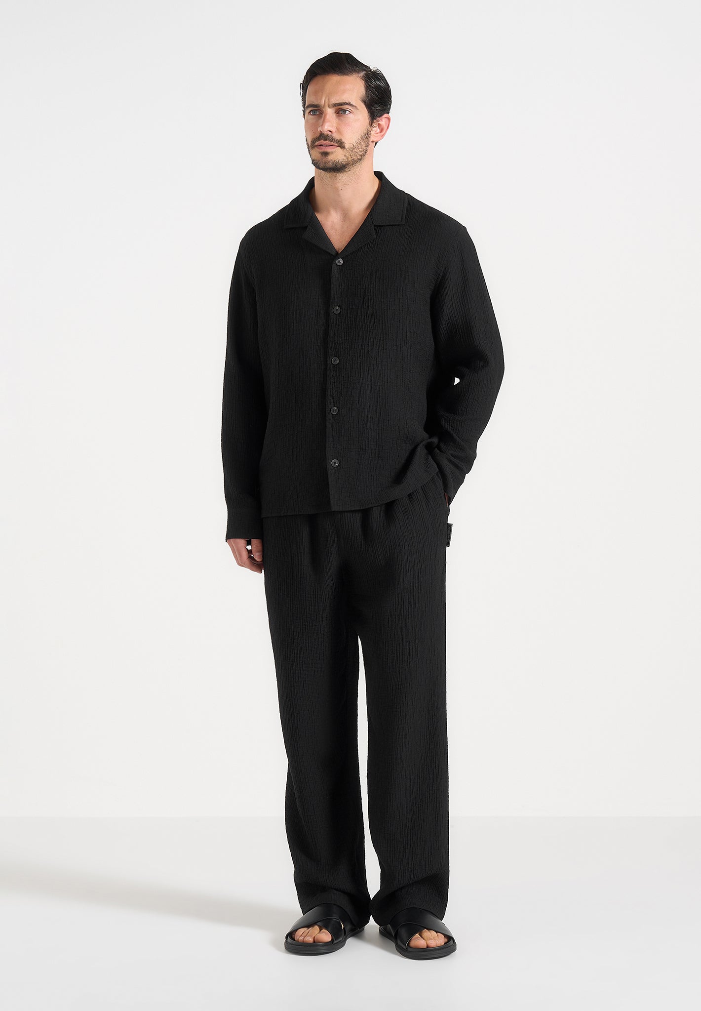 Addison - Unisex Textured Relaxed Fit Trousers - Black