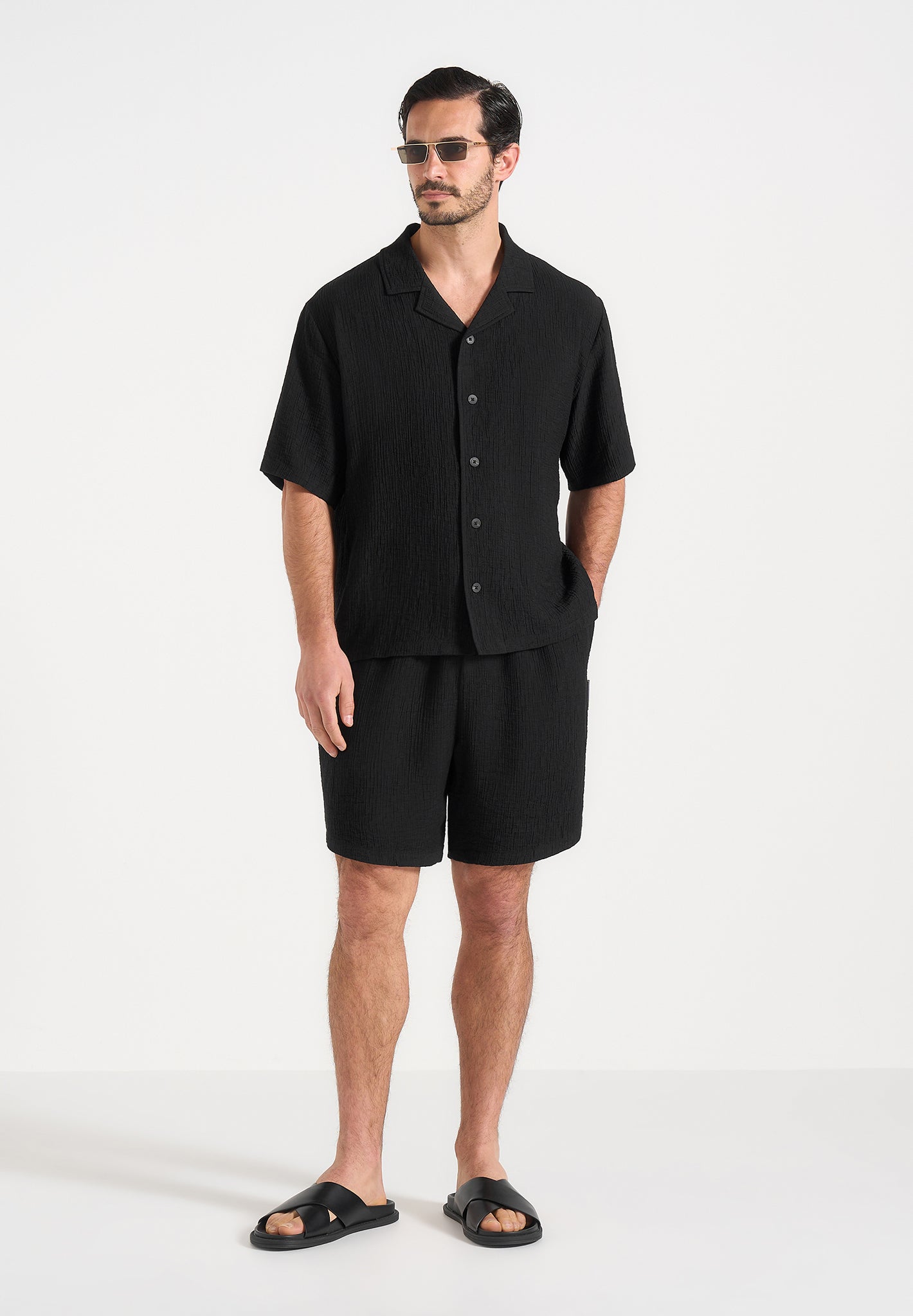 ari-unisex-textured-shorts-black