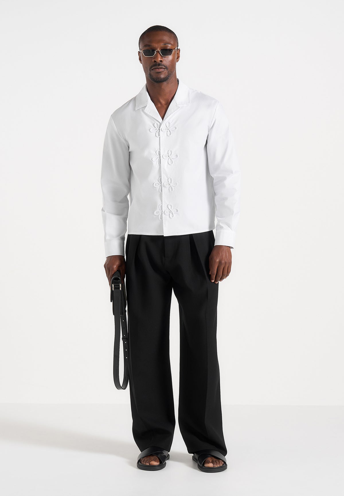 valen-applique-detail-long-sleeve-shirt-white