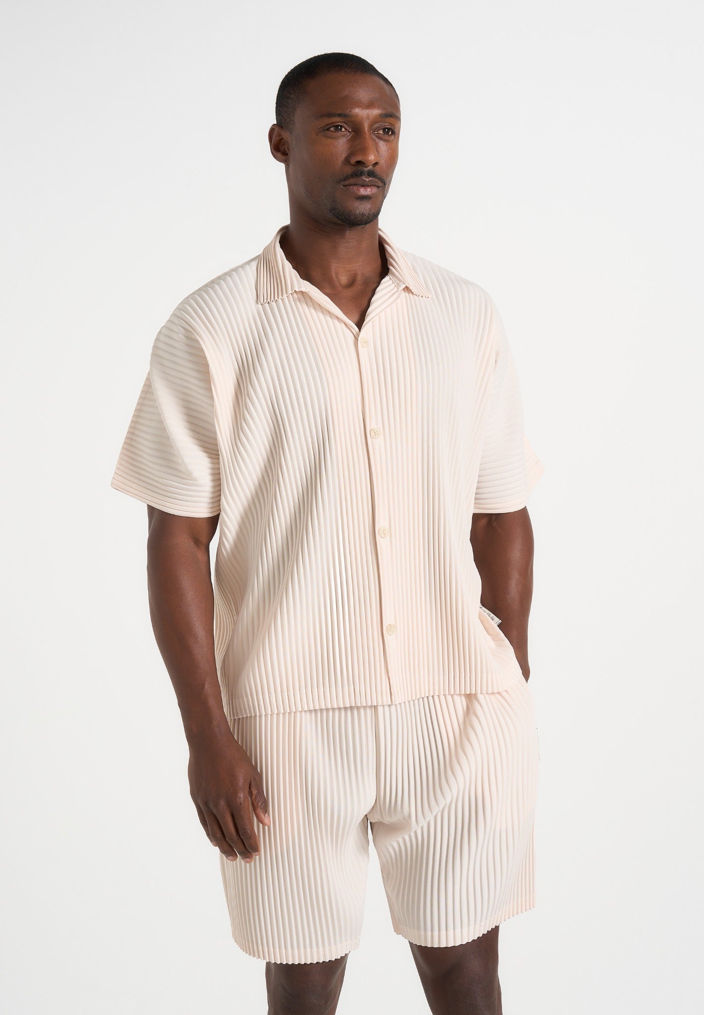 justin-pleated-boxy-shirt-cream