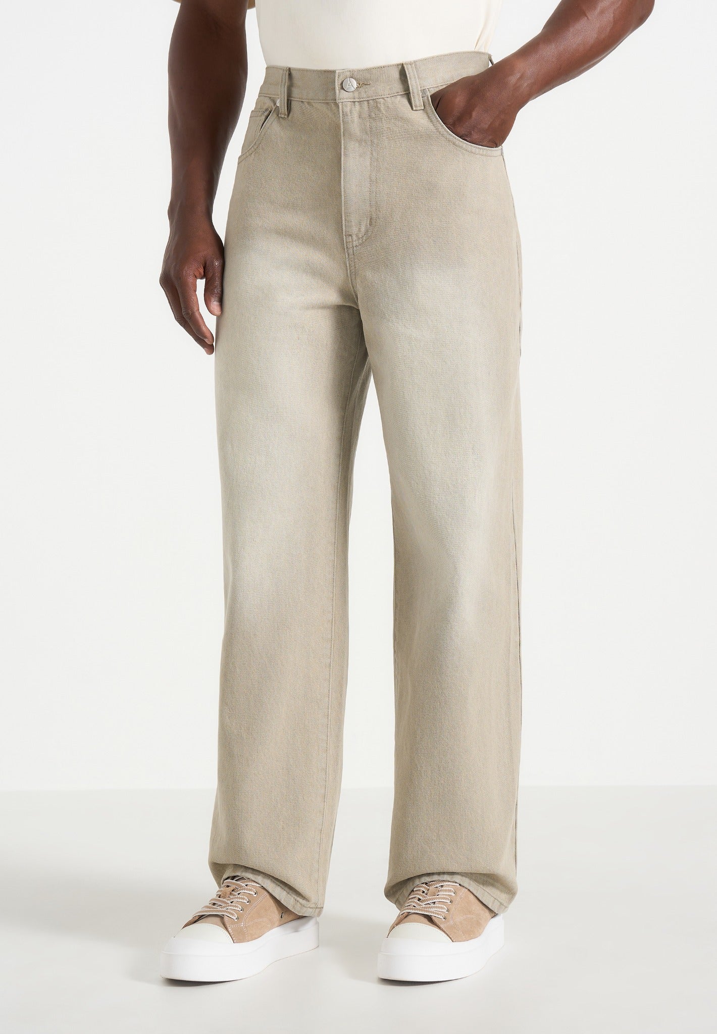 dn002-relaxed-fit-denim-jeans-beige