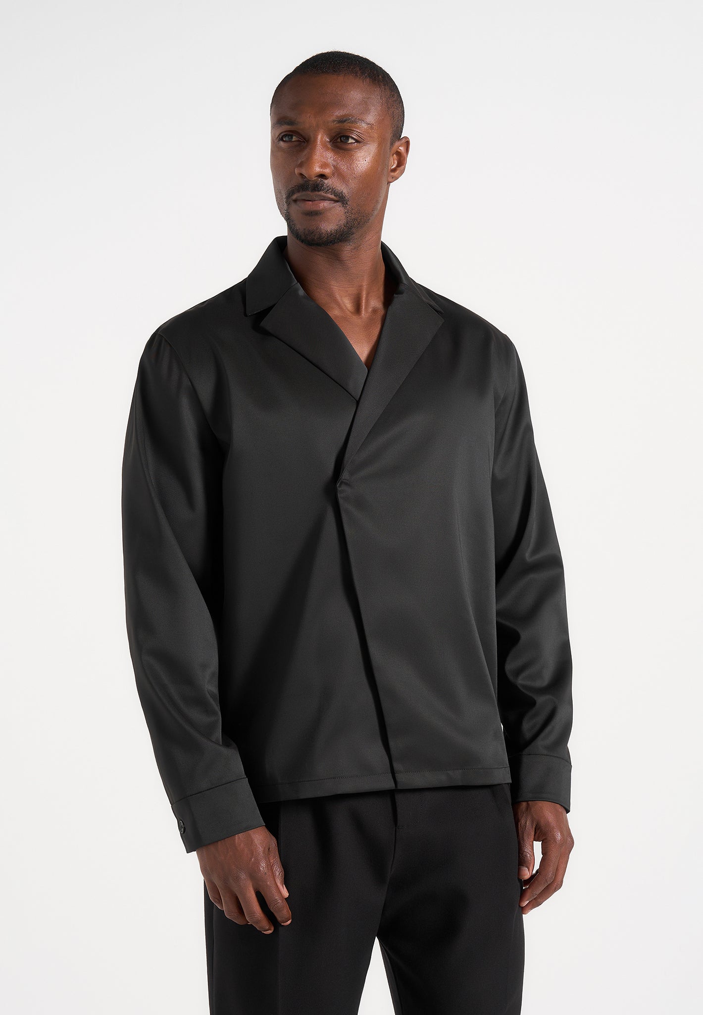 alban-satin-double-breasted-shirt-black