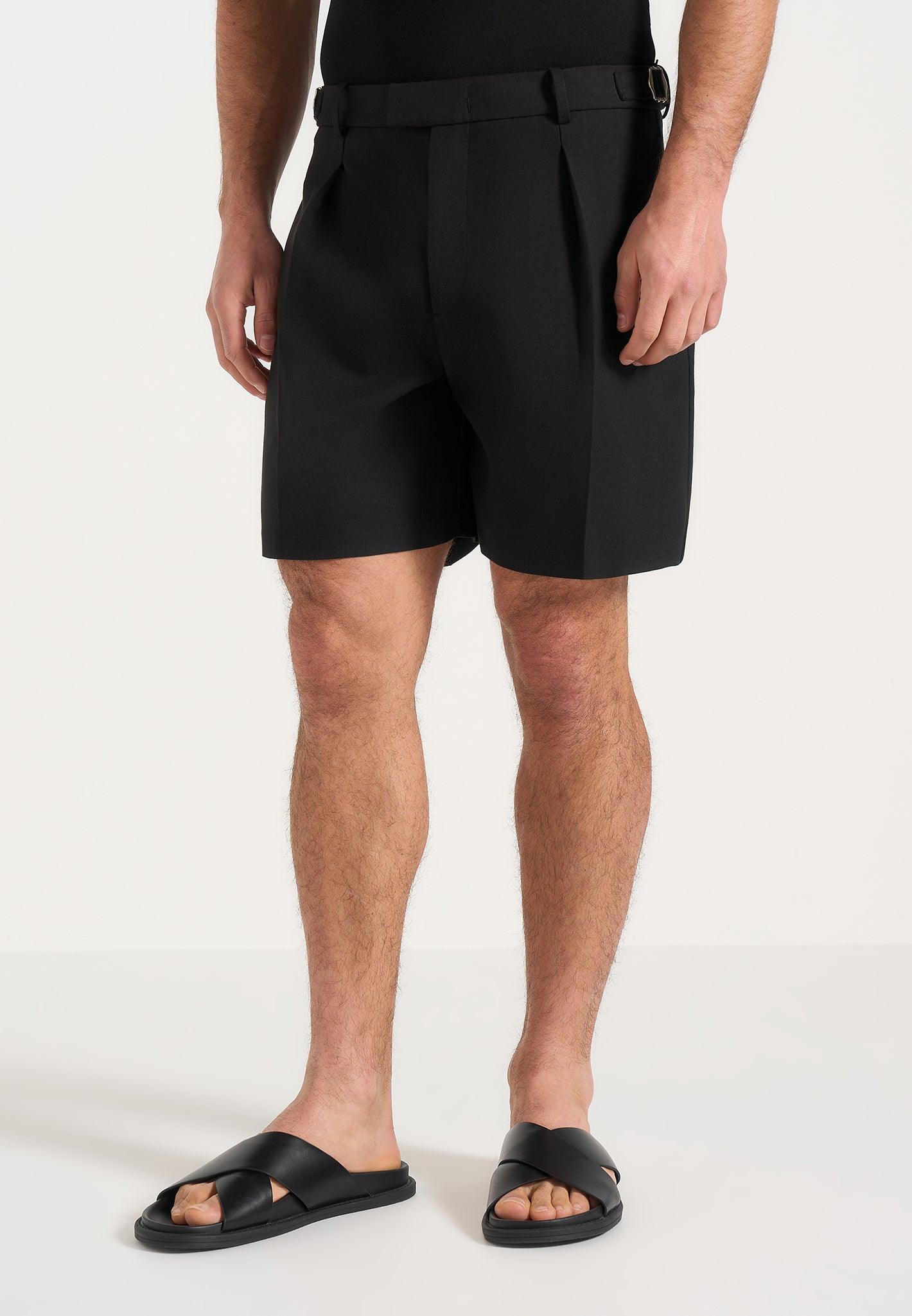 Marin - Tailored Pleated Shorts - Black 