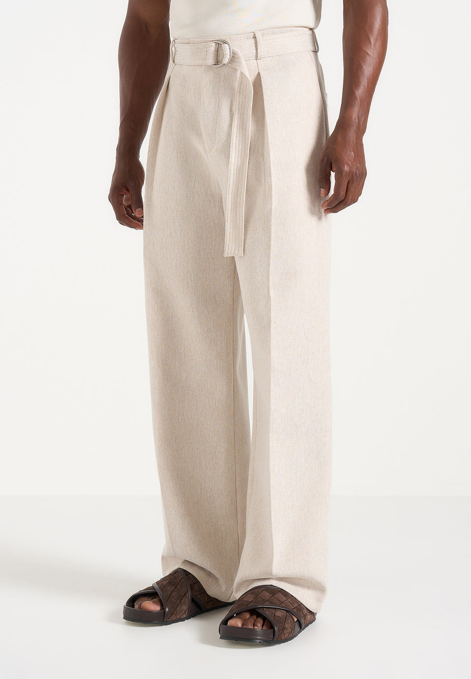 loic-wide-leg-textured-trousers-with-belt-cream