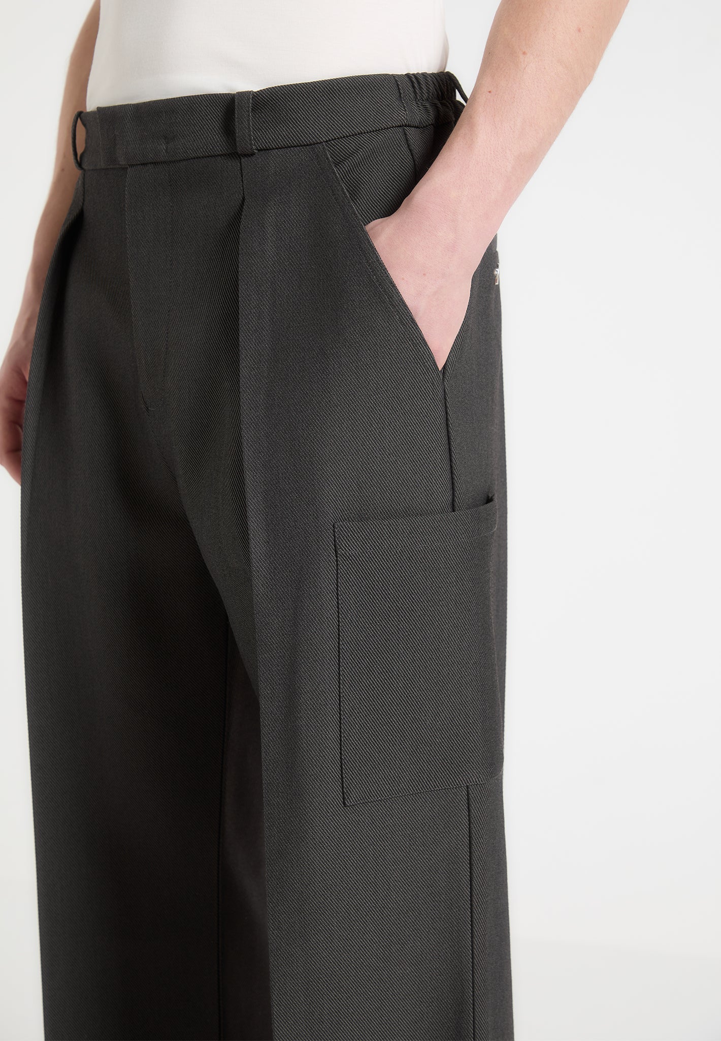 luca-relaxed-fit-pleated-pocket-trousers-grey