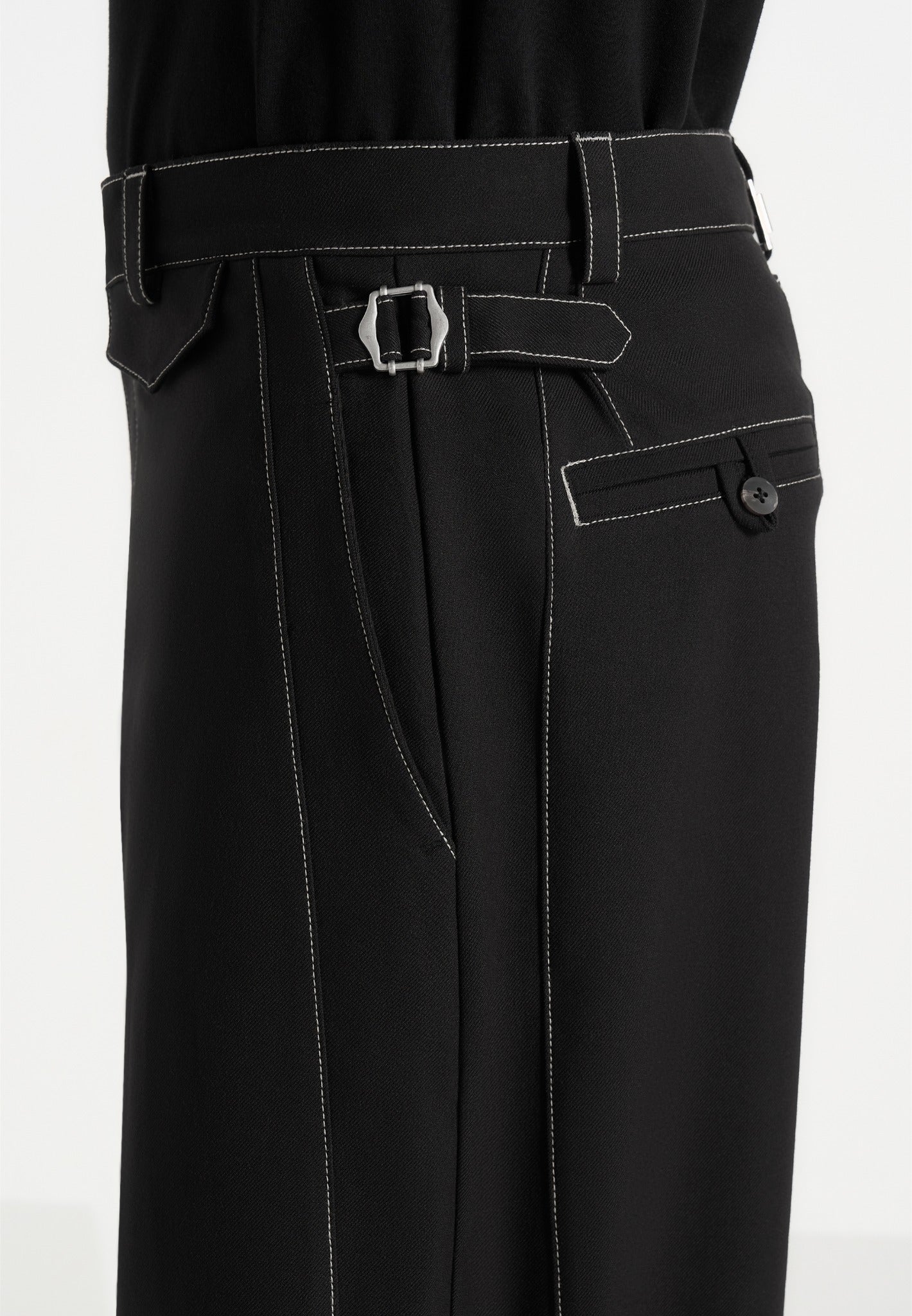 Marceau - Contrast Stitch Barrel Leg Trousers - Black