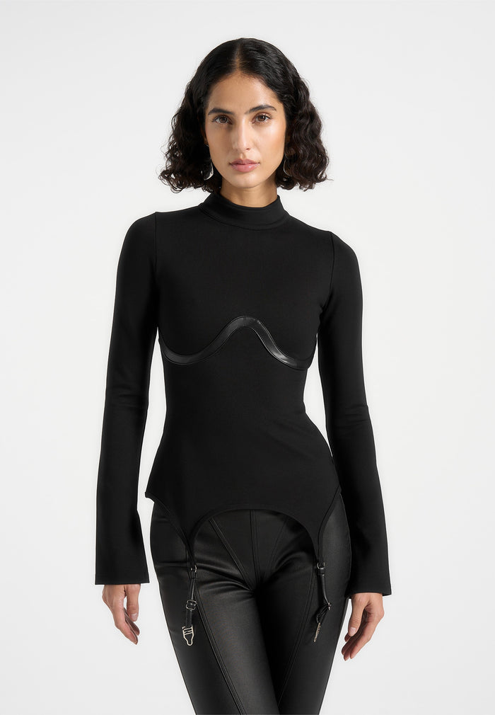 suspender-detail-top-black