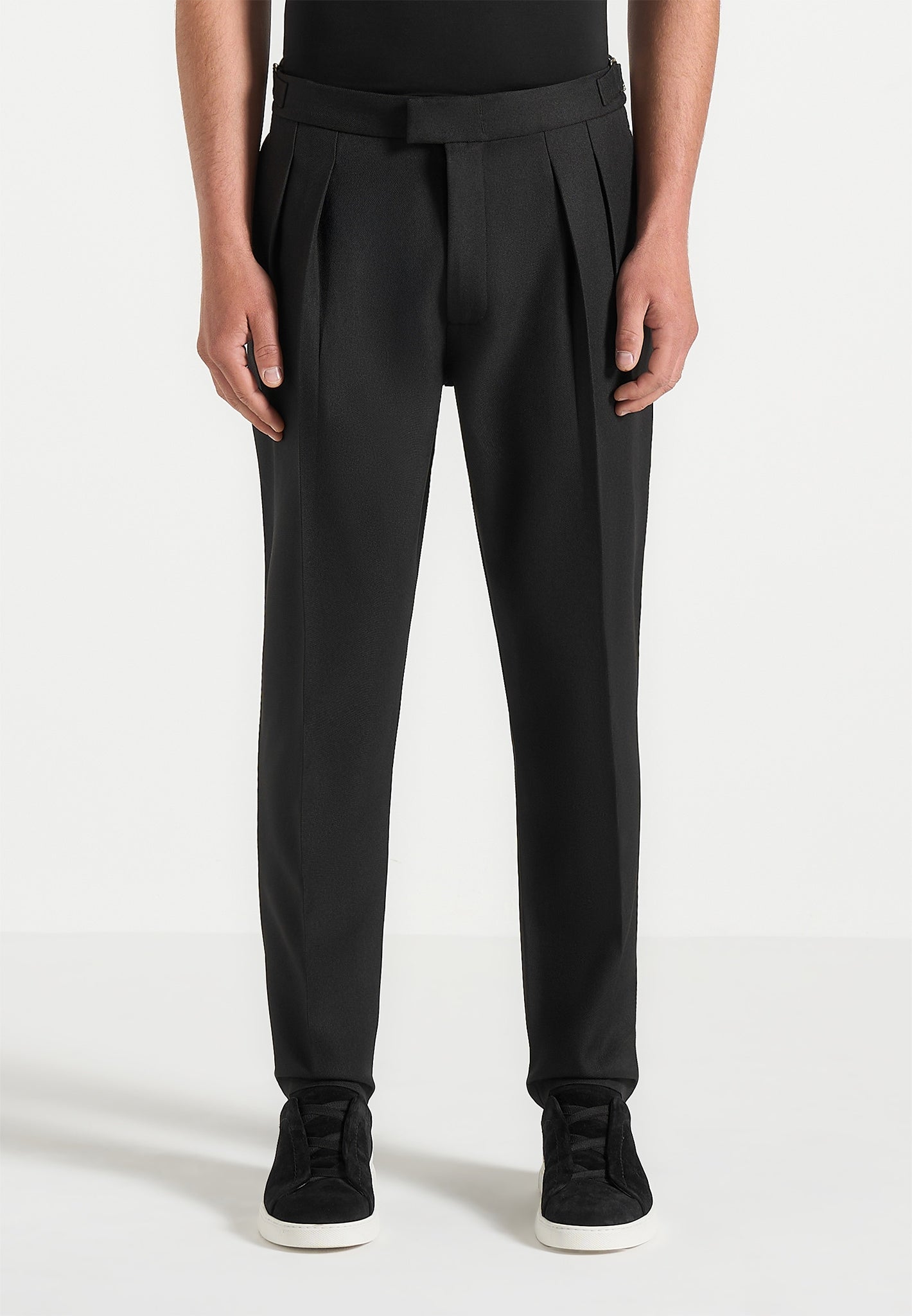 H⁠ubert - Slim Fit Tailored Trousers - Black