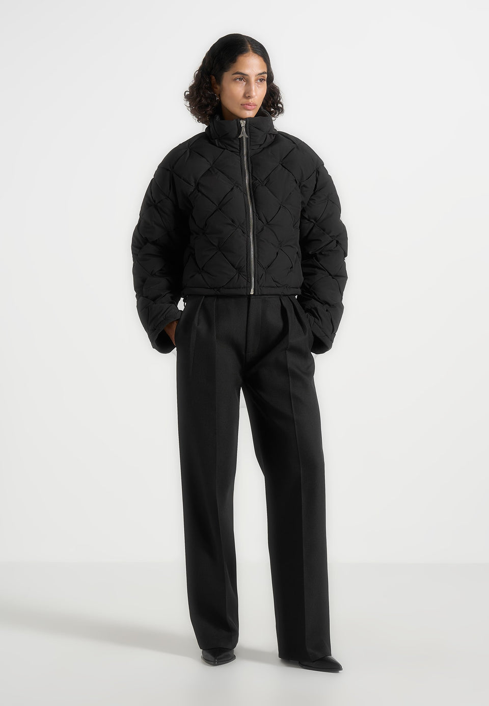 woven-interlock-puffer-jacket-black-1