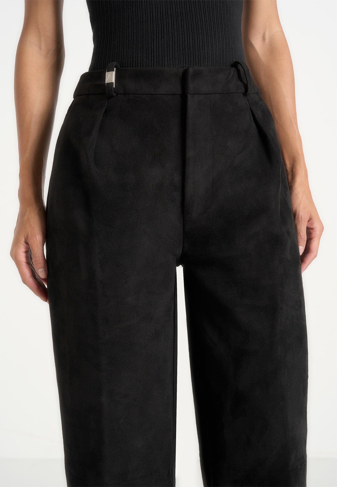 Solène - Suede Wide Leg Pleated Trousers - Black