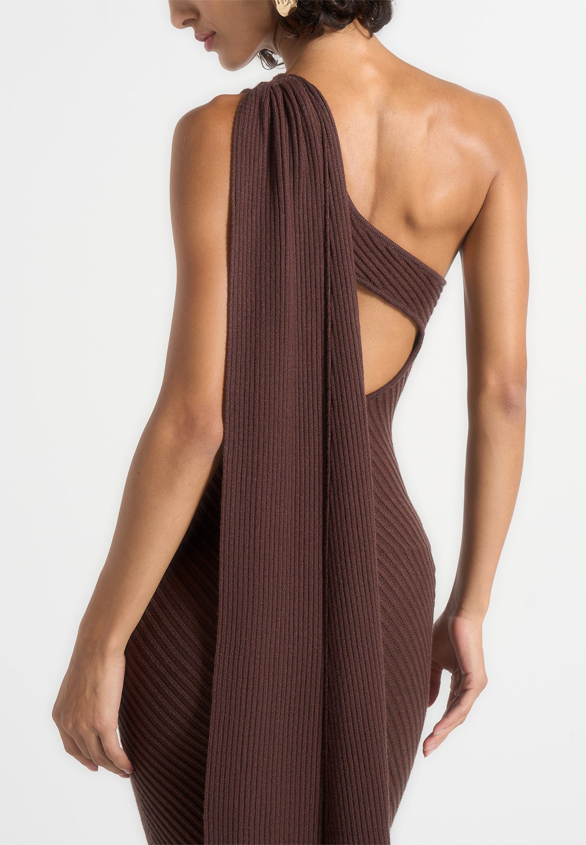 Laya - Asymmetric Knit Maxi Dress With Scarf - Brown
