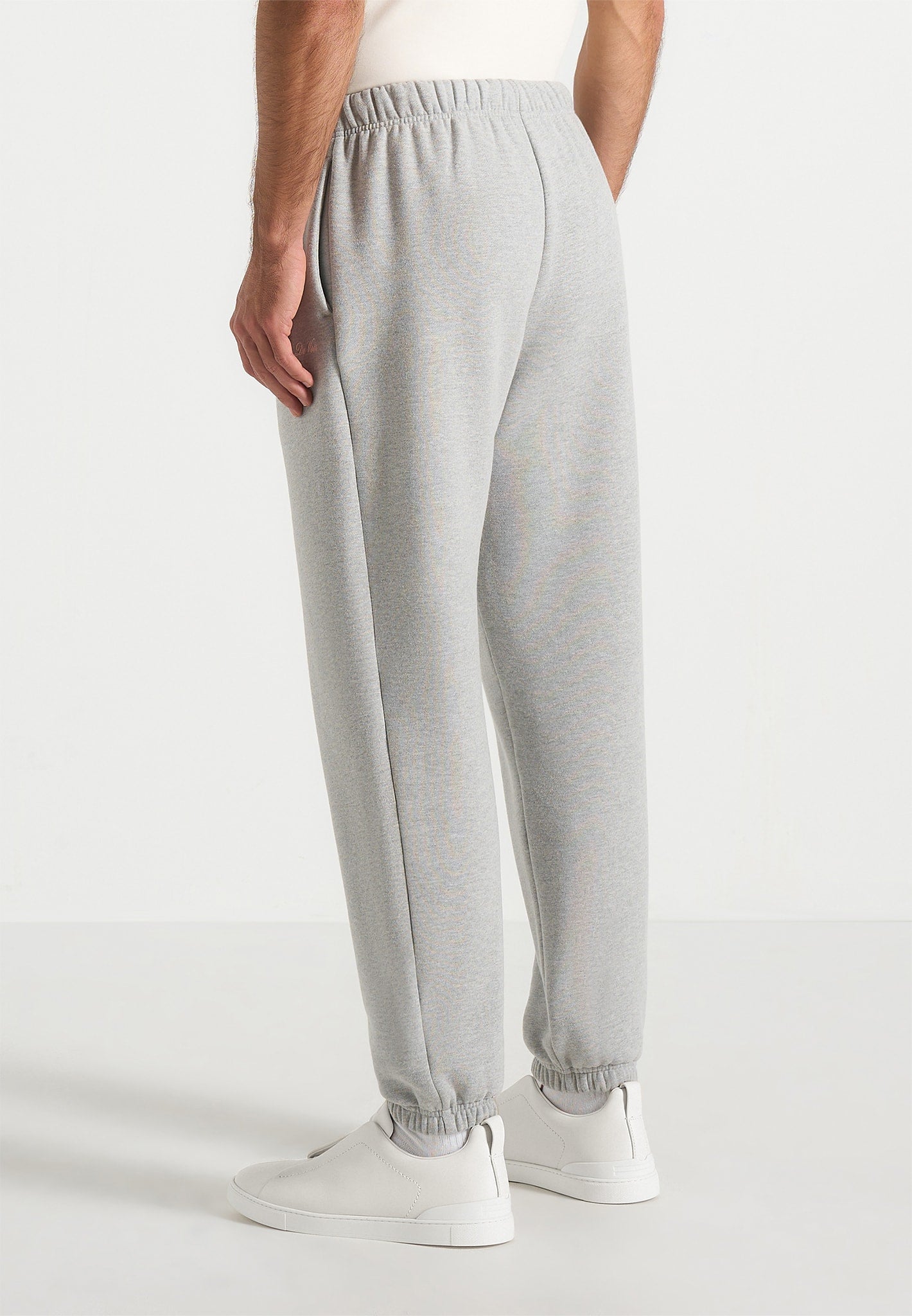 js005-signature-regular-fit-cuffed-joggers-marl-grey