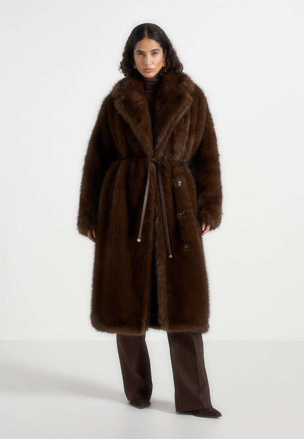Bria - Oversized Fur Coat With Leather Belt - Brown