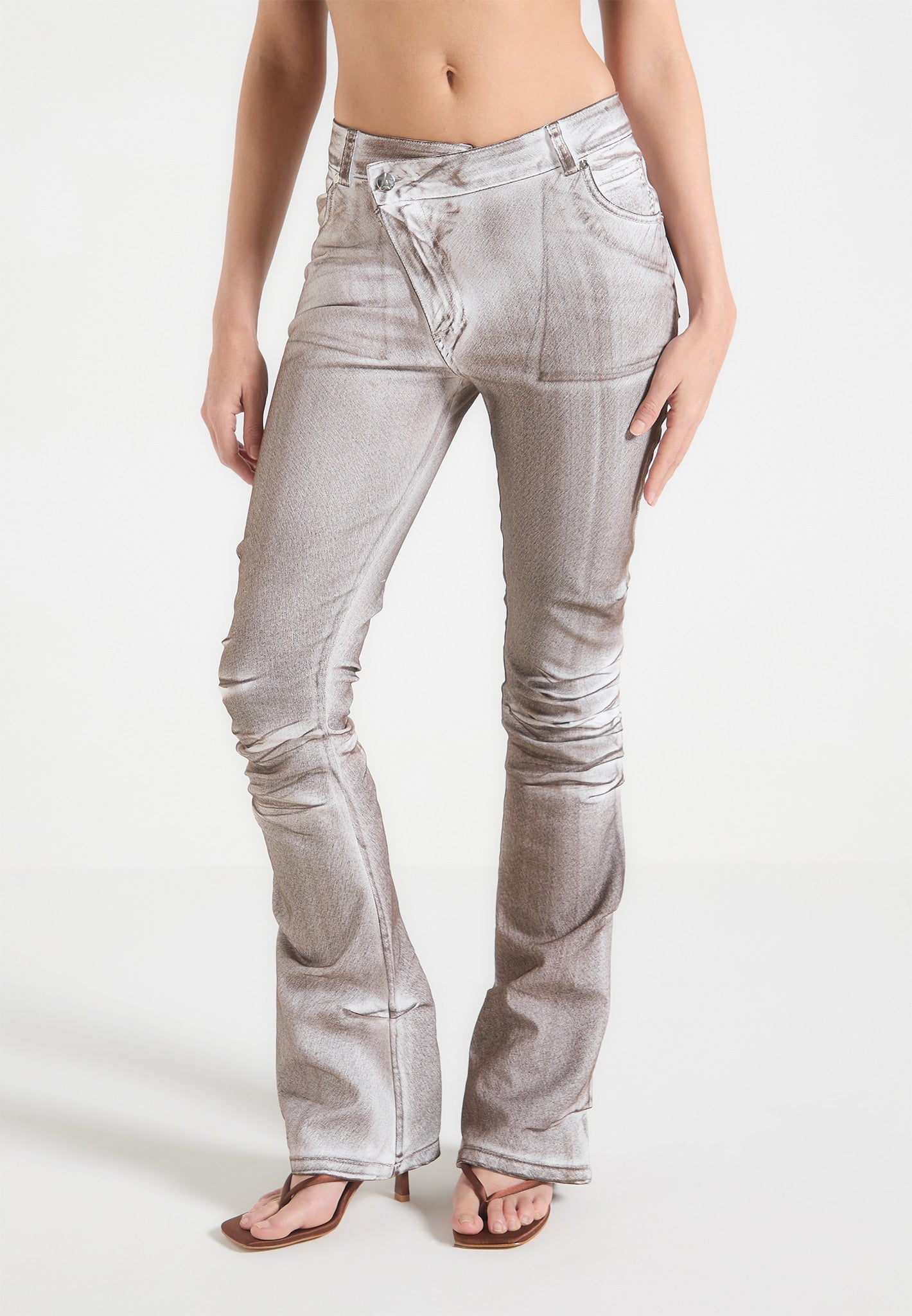 denim-effect-tacked-fit-and-flare-jeans-brown-white