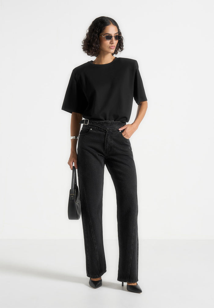 Loane - Twist Leg Boyfriend Jeans With Waist Adjuster - Washed Black