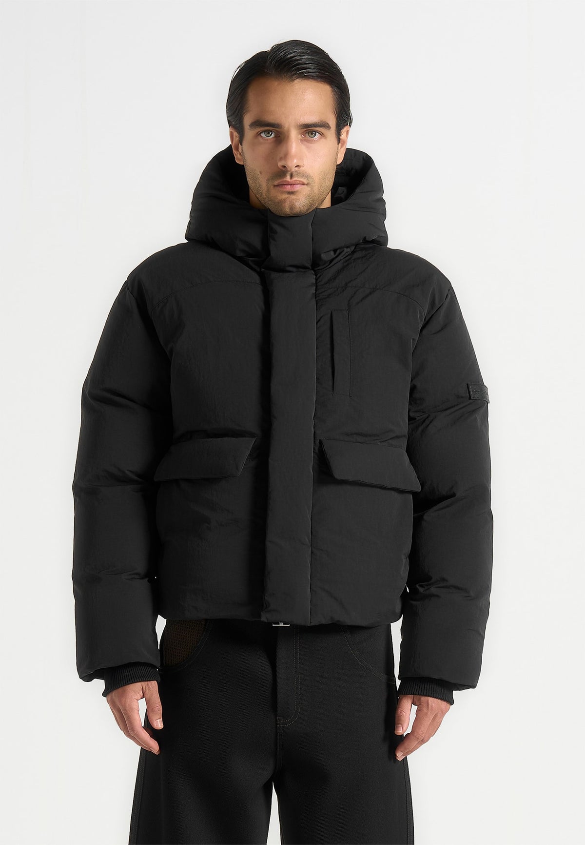 Casey - Unisex Minimal Raglan Puffer Jacket - Black