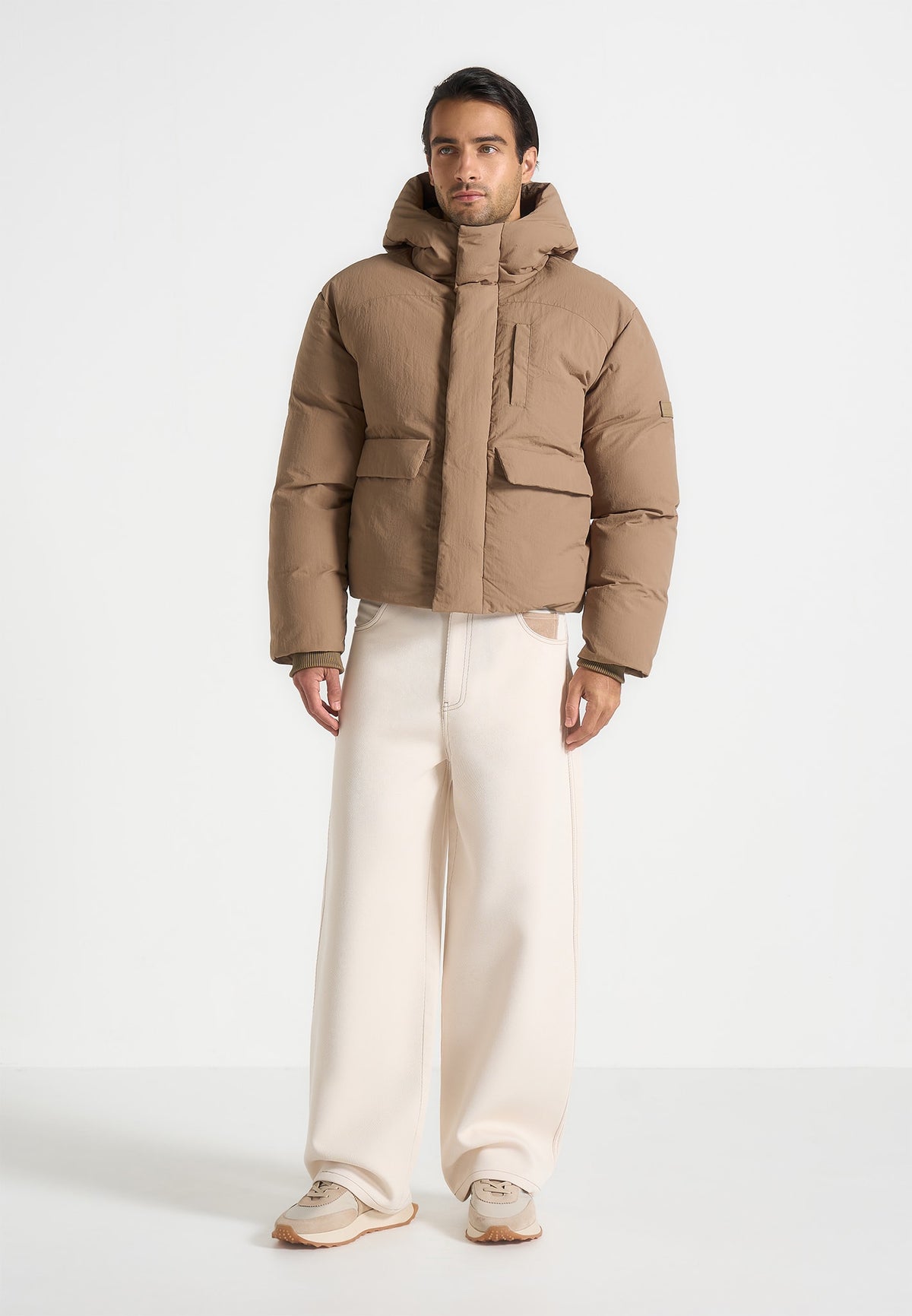 casey-unisex-minimal-raglan-puffer-jacket-taupe
