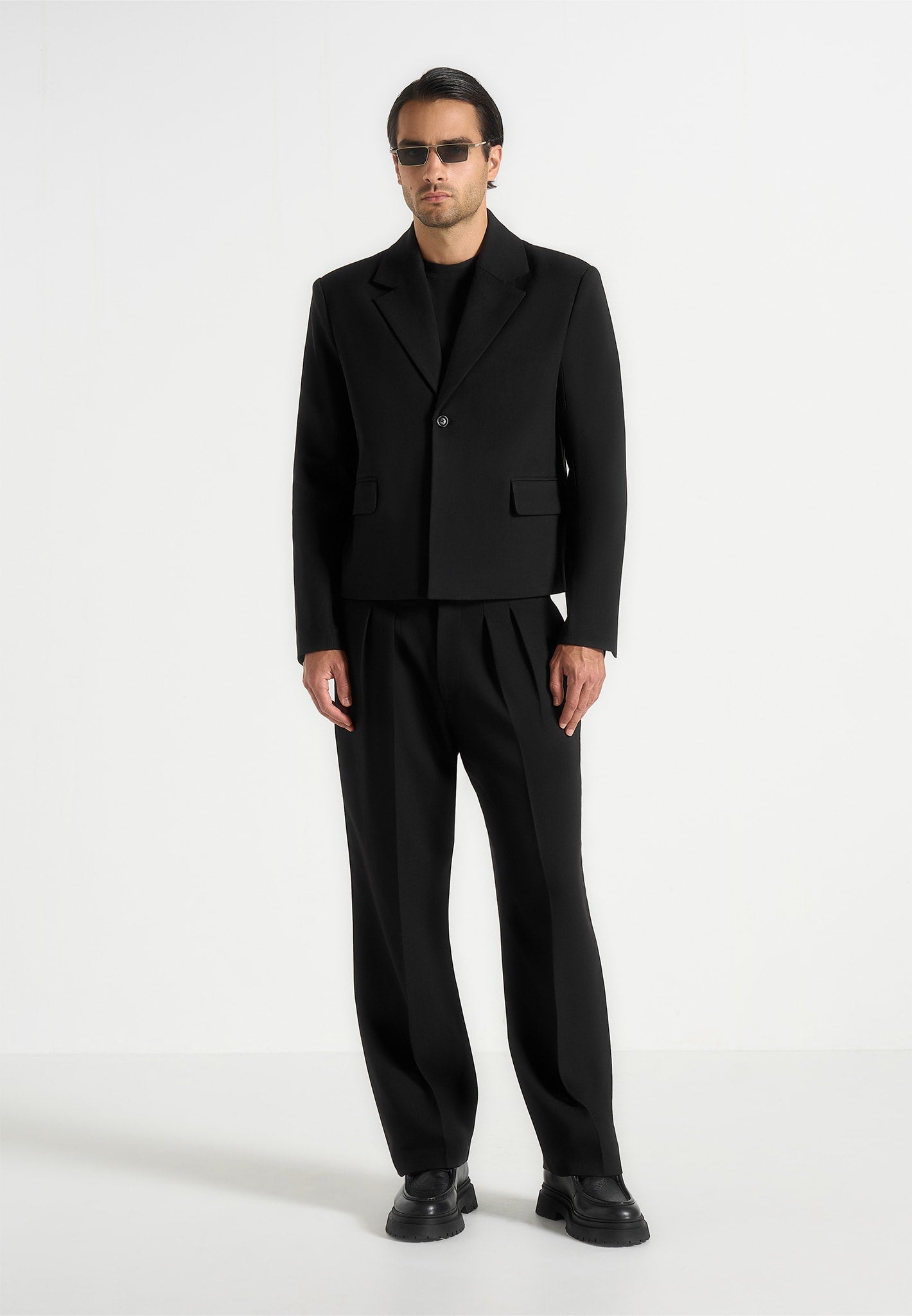 Silas - Tailored Cropped Blazer - Black 
