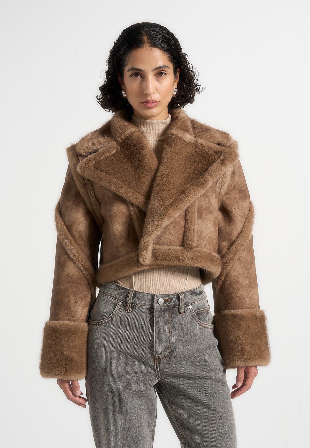 kena-vintage-leather-plush-2-in-1-gilet-jacket-taupe