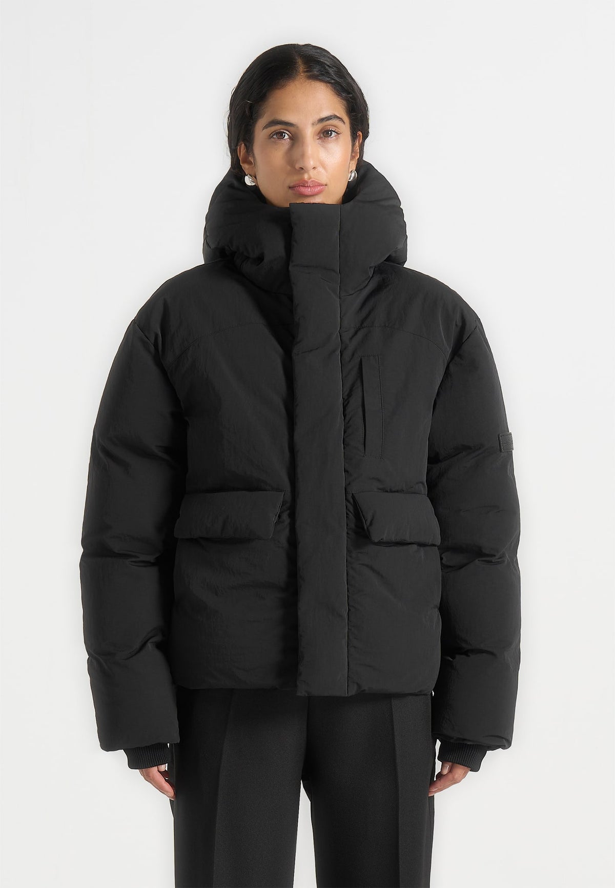 Casey - Unisex Minimal Raglan Puffer Jacket - Black