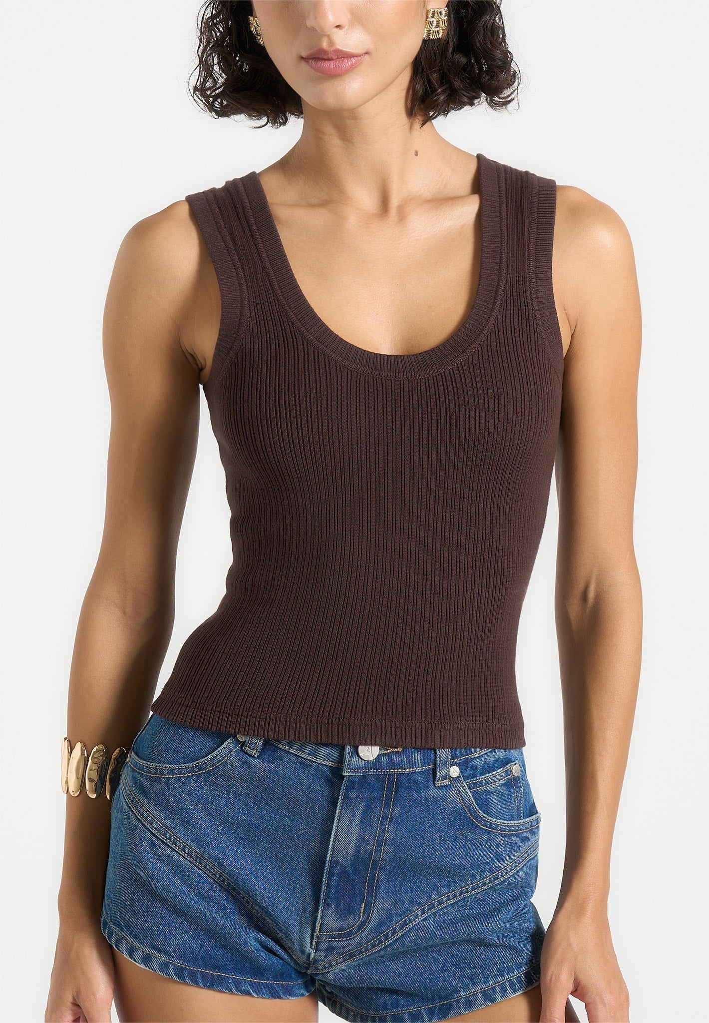 VS001 - Scoop Neck Ribbed Cotton Vest - Brown 
