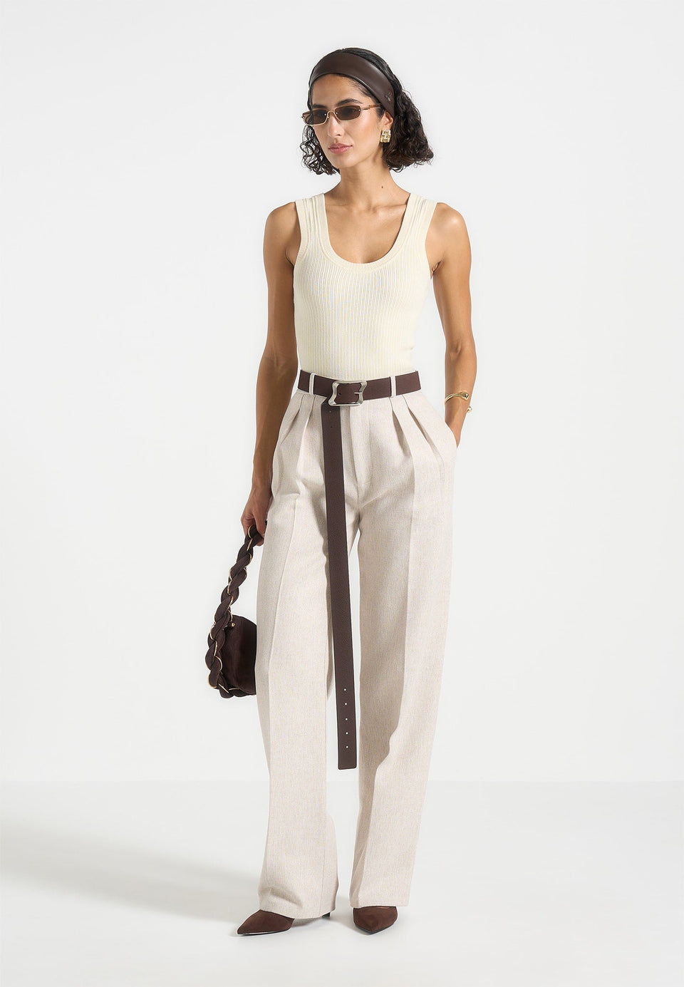 vs001-scoop-neck-ribbed-cotton-vest-cream