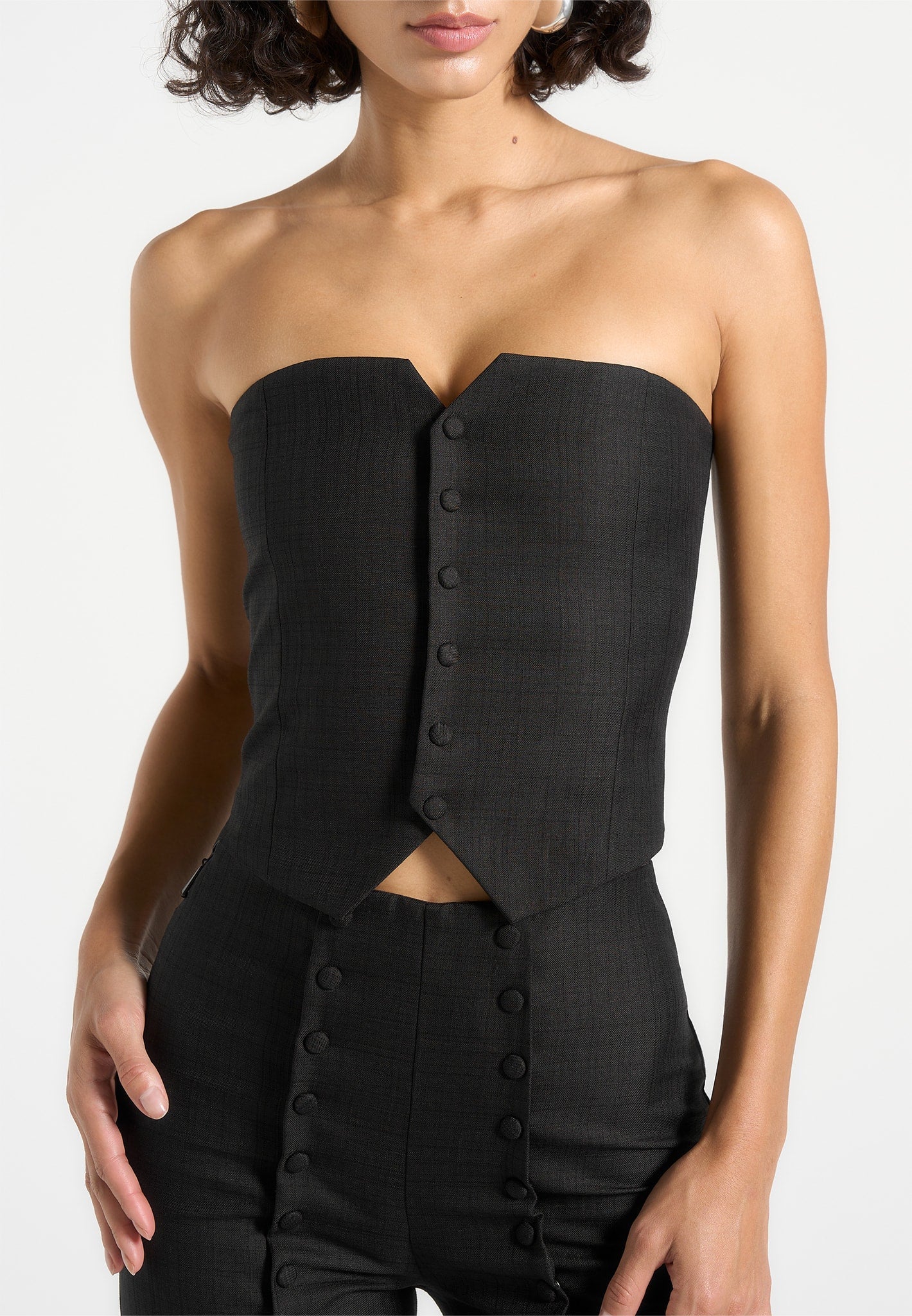 cropped-tailored-blazer-button-detail-bandeau-black 