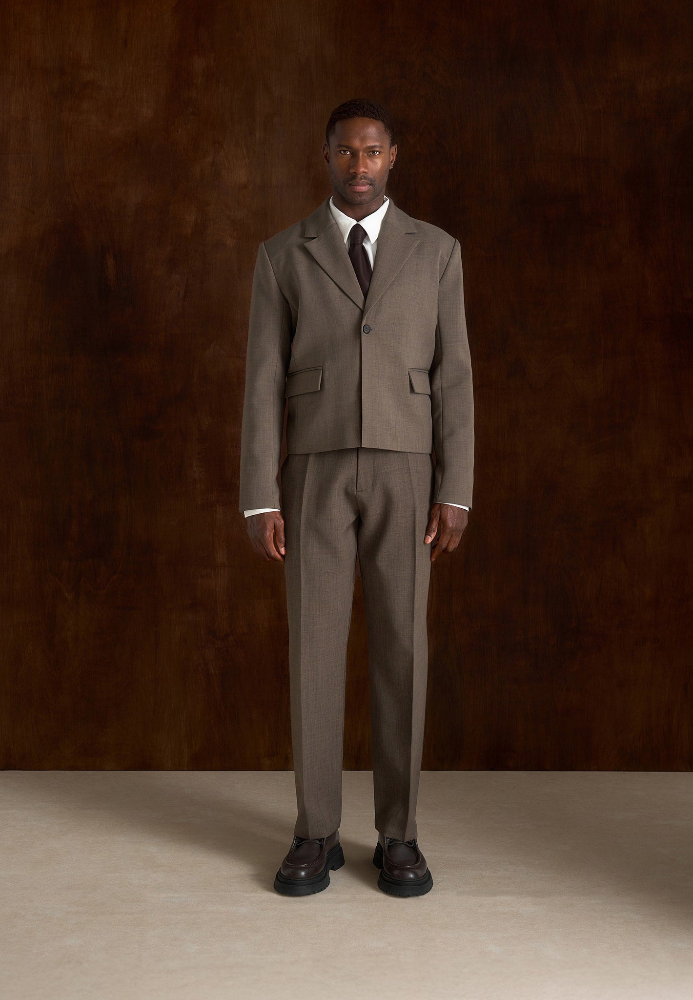 Silas - Tailored Cropped Blazer - Taupe 