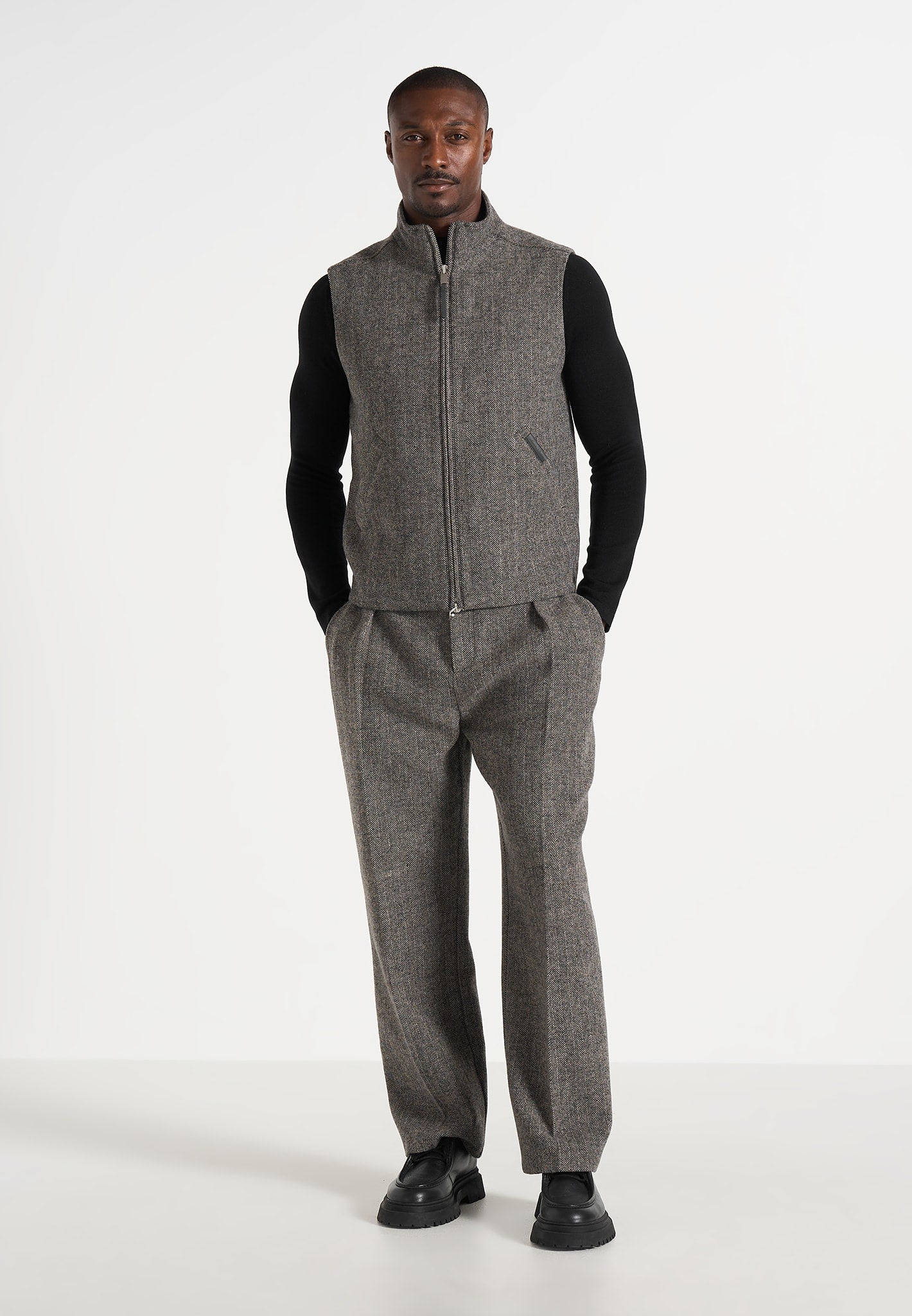 Dorian -  Herringbone Wool Pleated Trousers - Grey