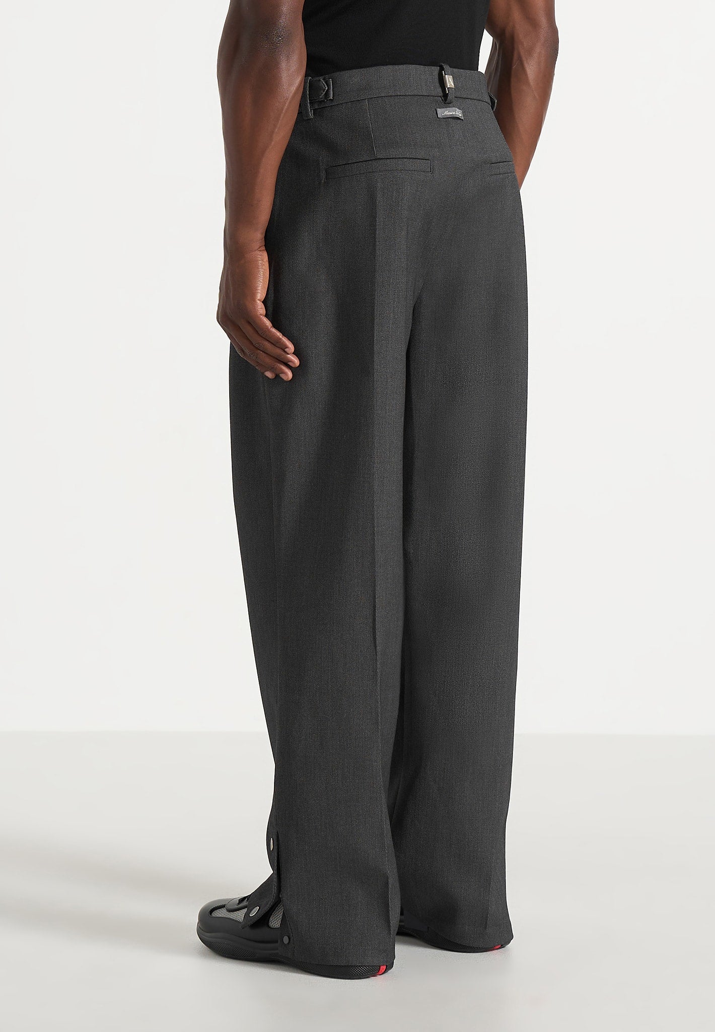 Boris - Tailored Button Cuff Trousers - Grey